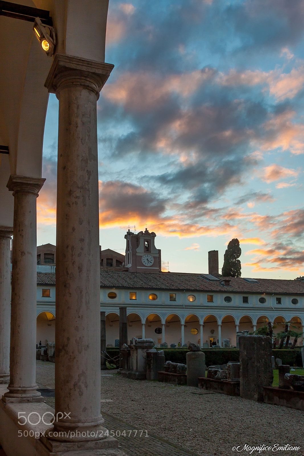 Canon EOS 50D sample photo. Chiostro michelangiolesco photography