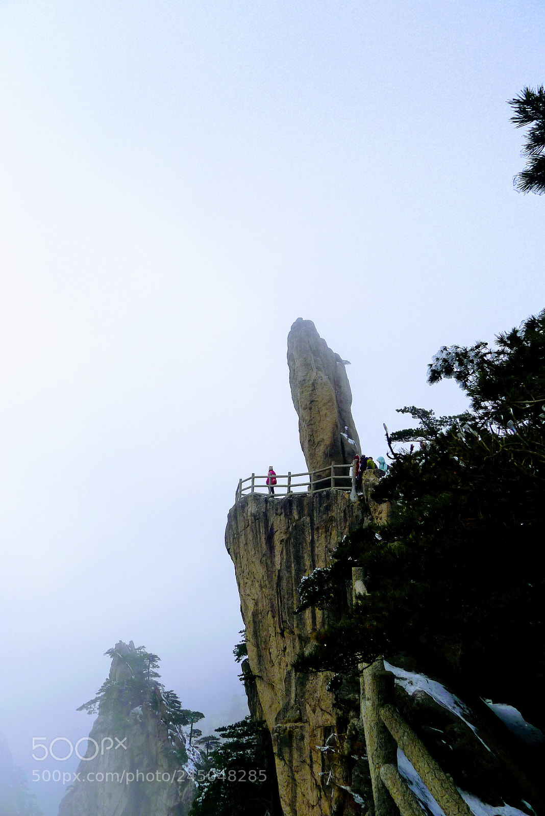 Panasonic Lumix DMC-LX5 sample photo. 黄山·飞来石 photography