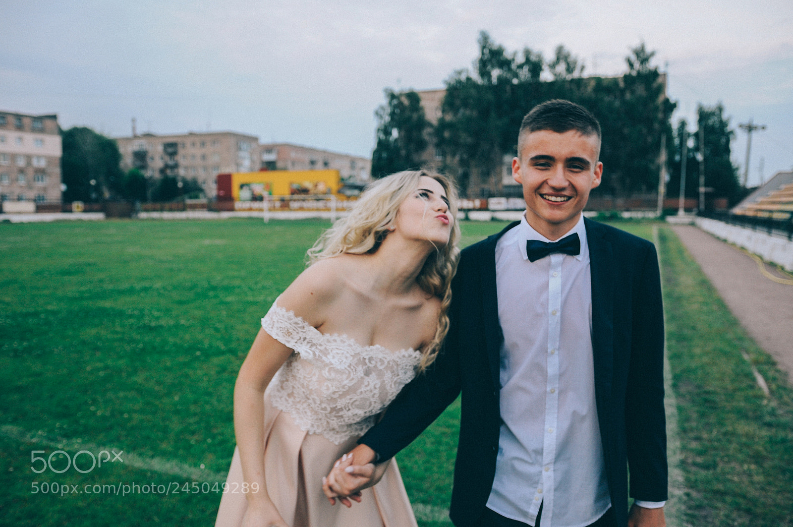 Nikon D90 sample photo. Prom couple photography