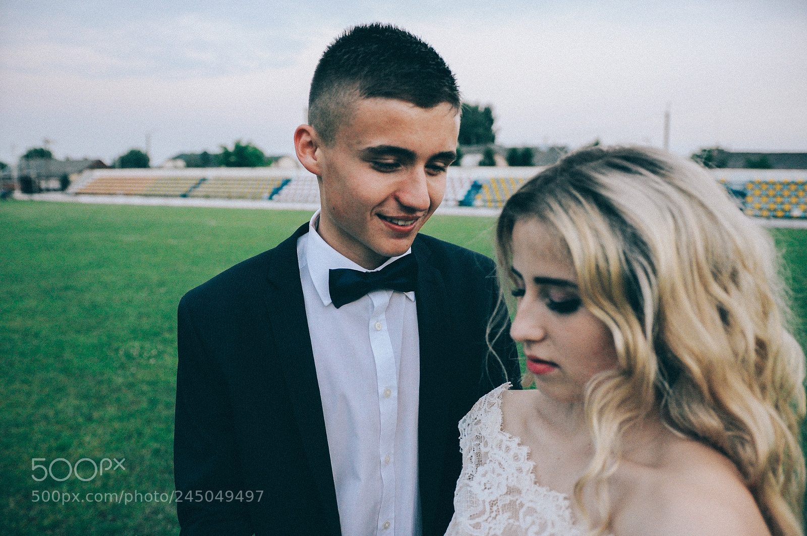Nikon D90 sample photo. Prom couple photography
