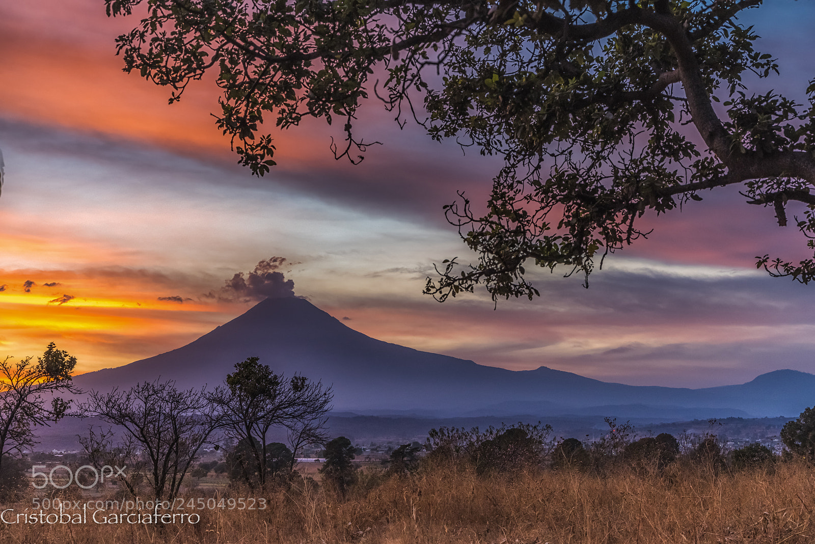 Pentax K-1 sample photo. Sunset with the volcano photography