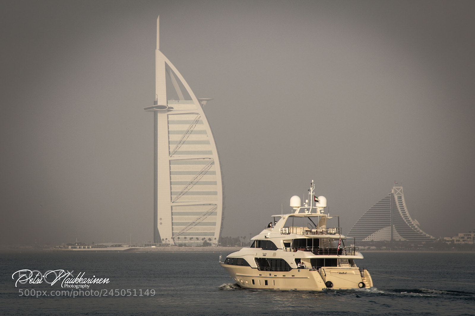 Canon EOS 7D Mark II sample photo. Sunset objects photography