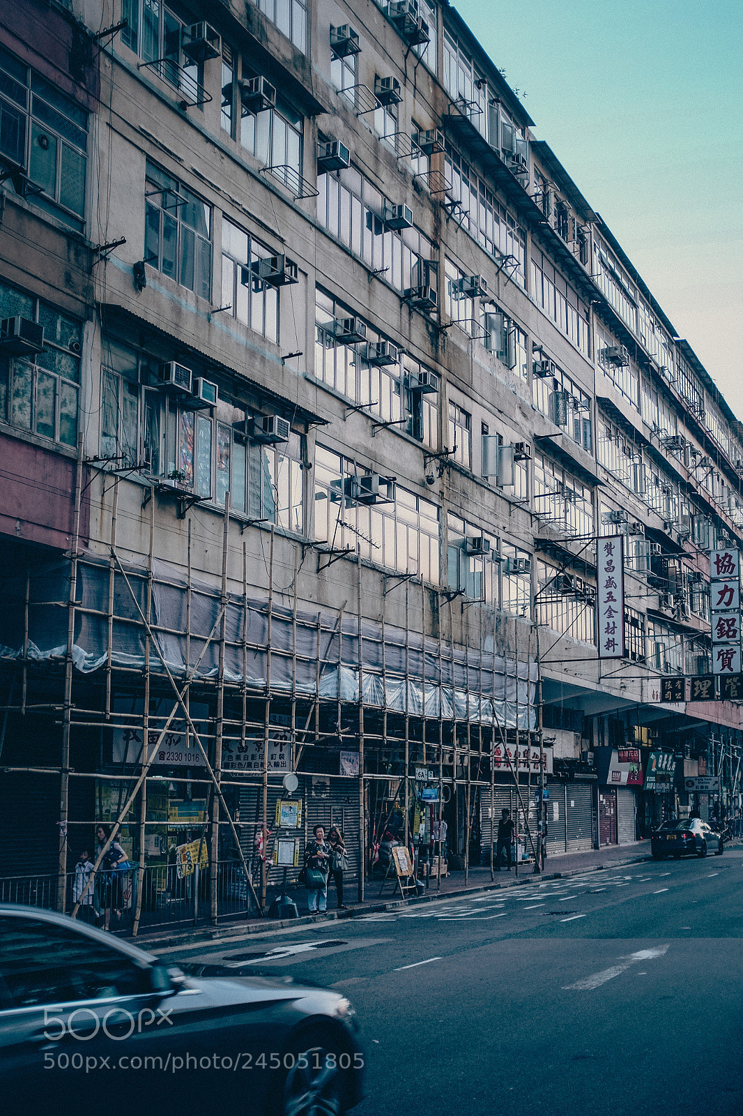 Fujifilm X100S sample photo. Moving photography