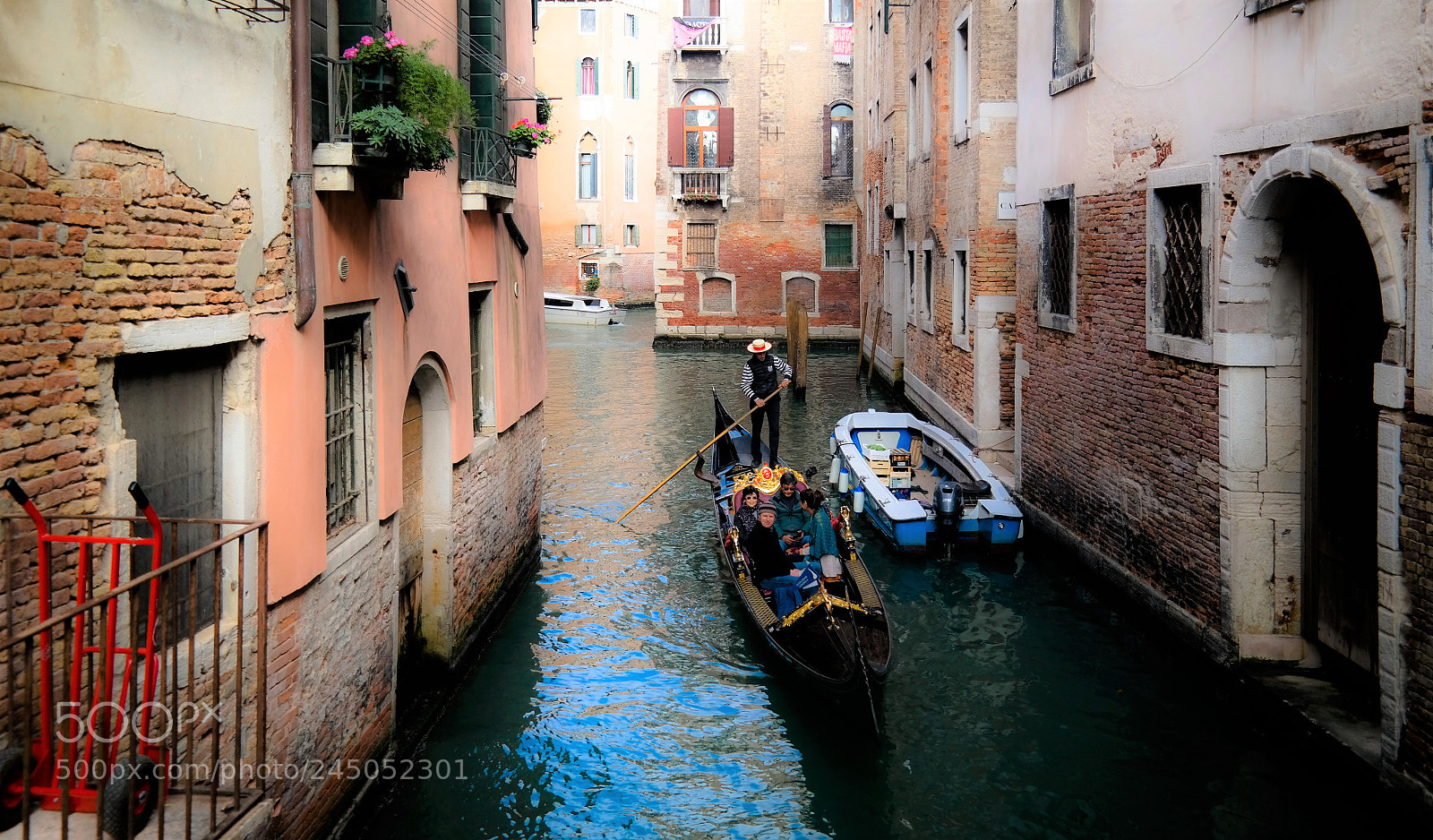 Samsung NX300 sample photo. The calm venice photography