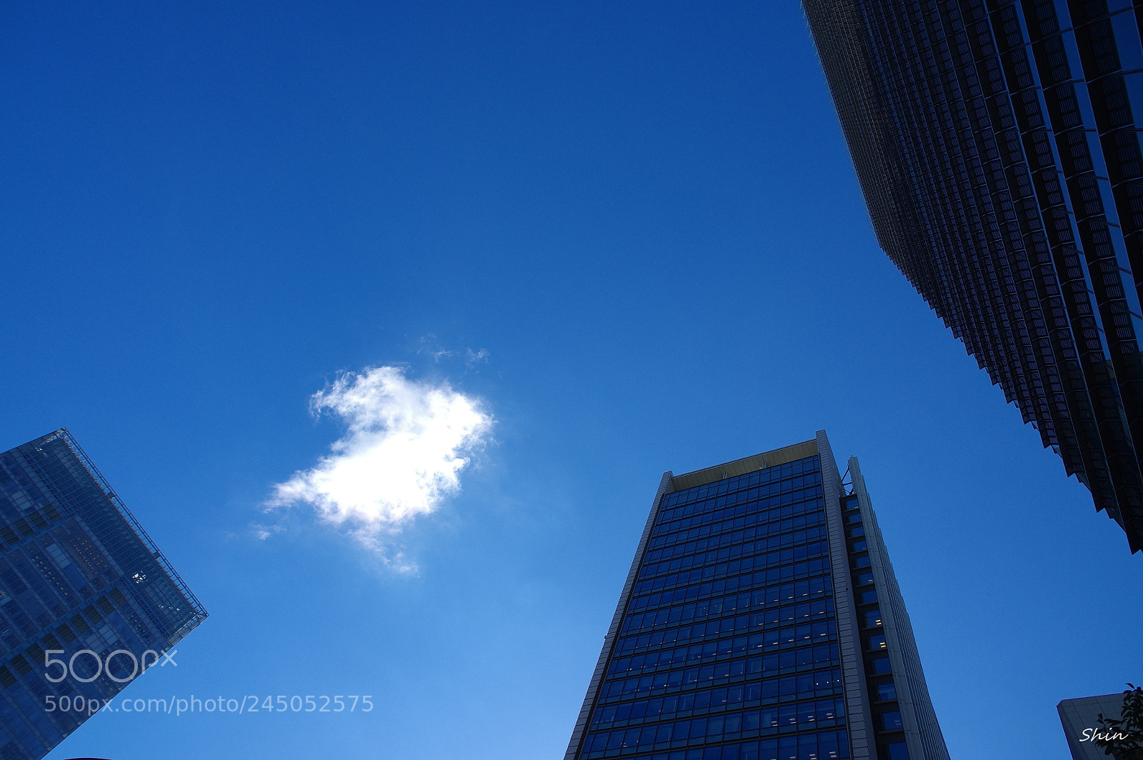 Pentax K-3 II sample photo. Tokyo's blue sky photography