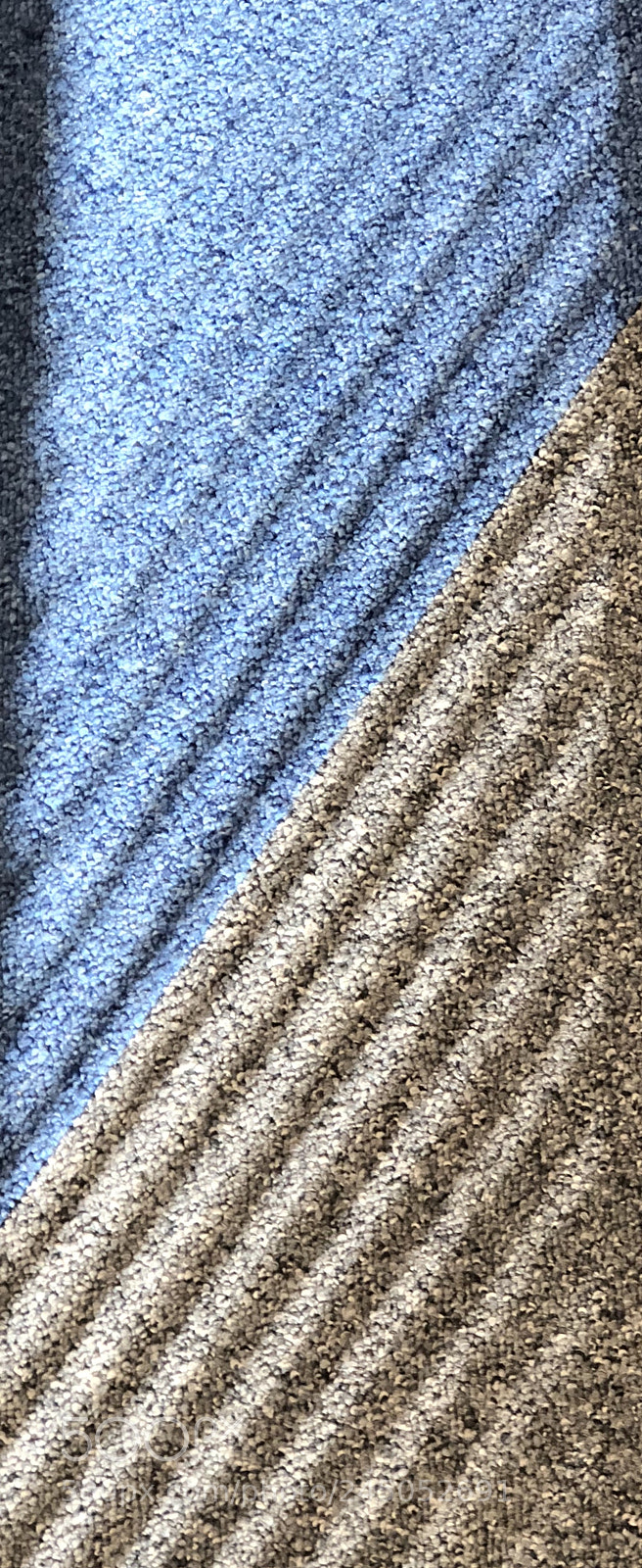 Apple iPhone 8 Plus sample photo. Der künstler photography
