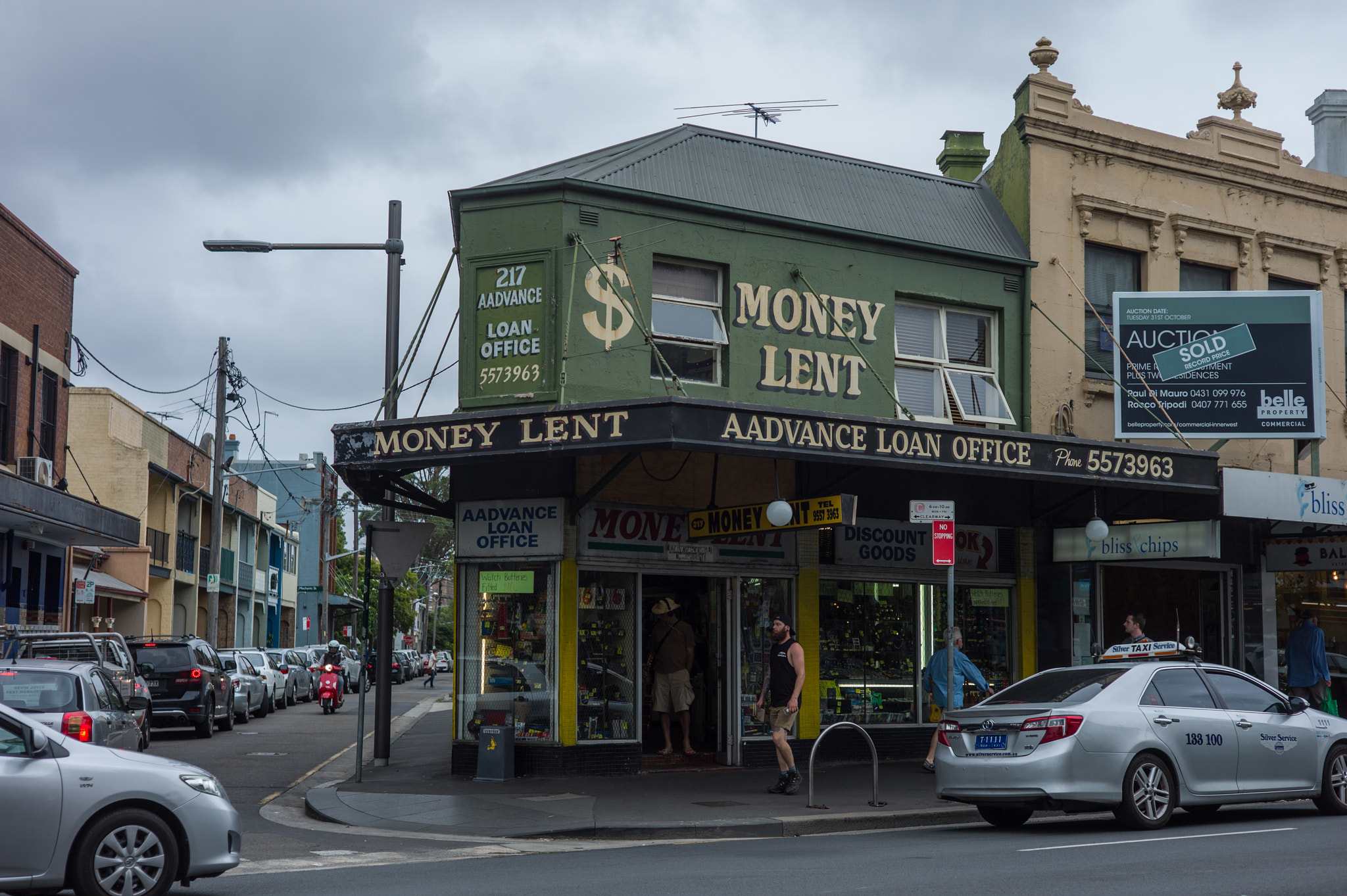 Leica M9 + Summicron-M 50mm f/2 (III) sample photo. Newtown photography