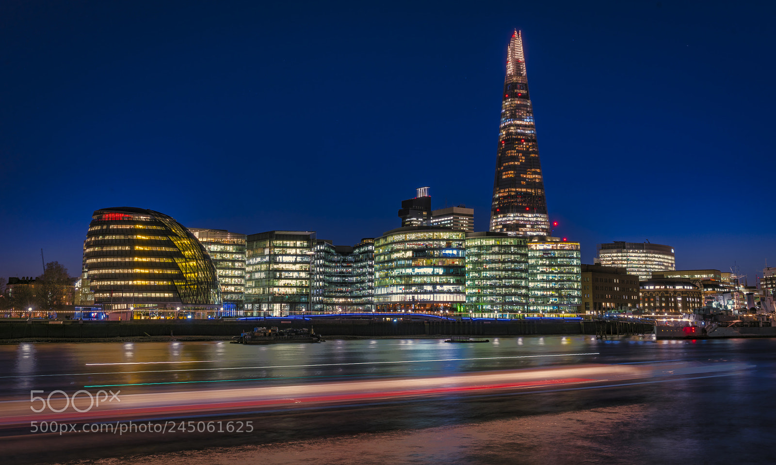 Sony a7R II sample photo. The southbank @ night photography