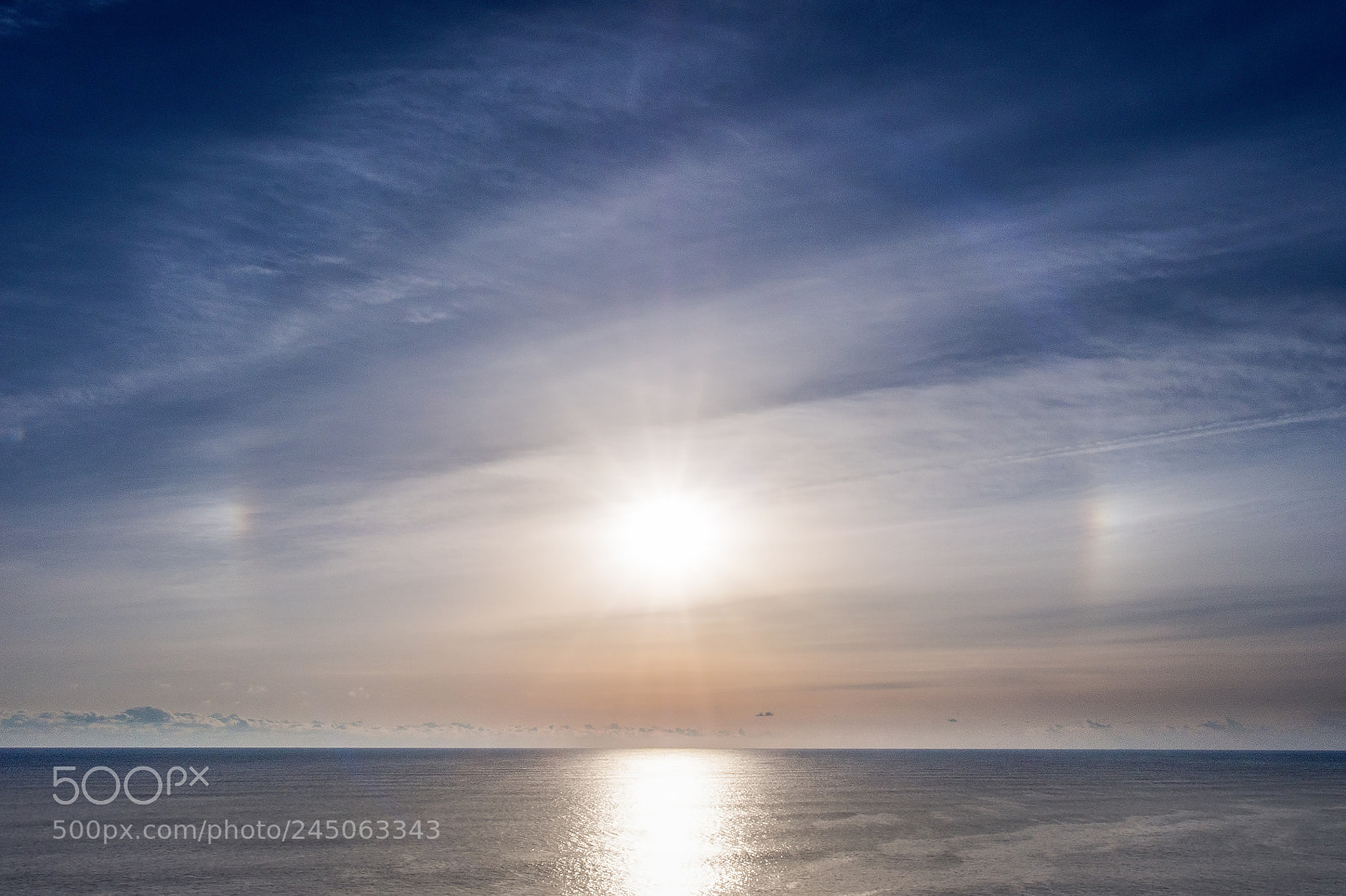 Olympus OM-D E-M5 sample photo. Halo on pacific ocean photography