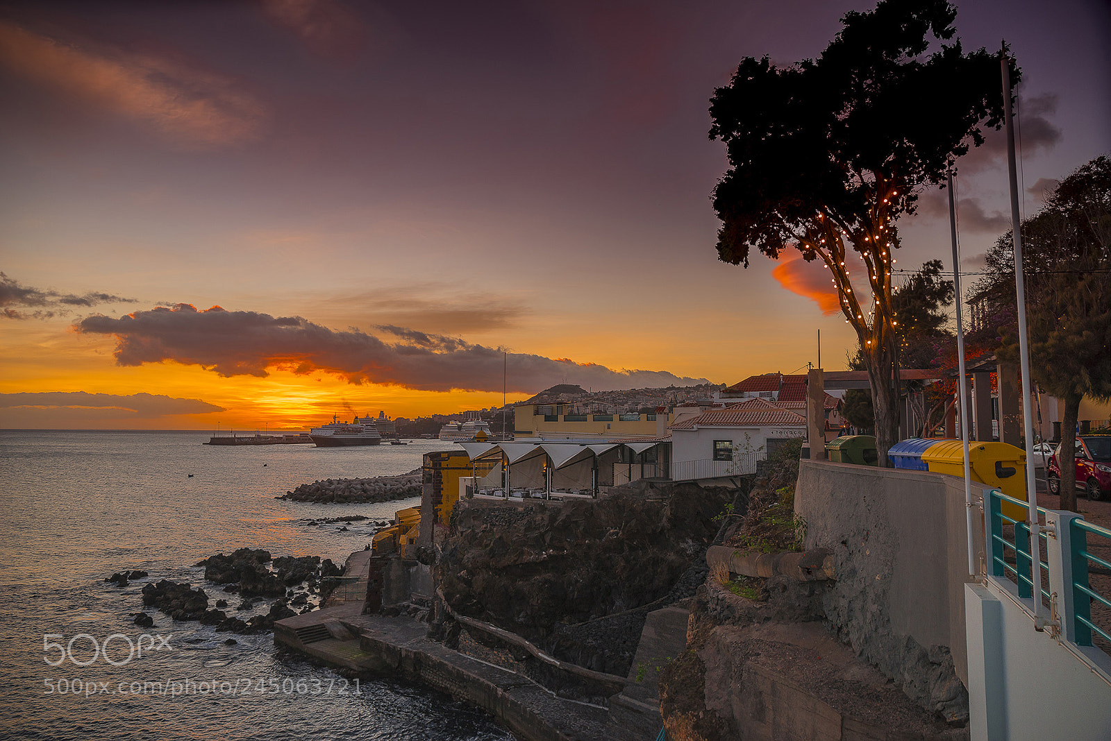 Sony a7R sample photo. Sunset in funchal photography