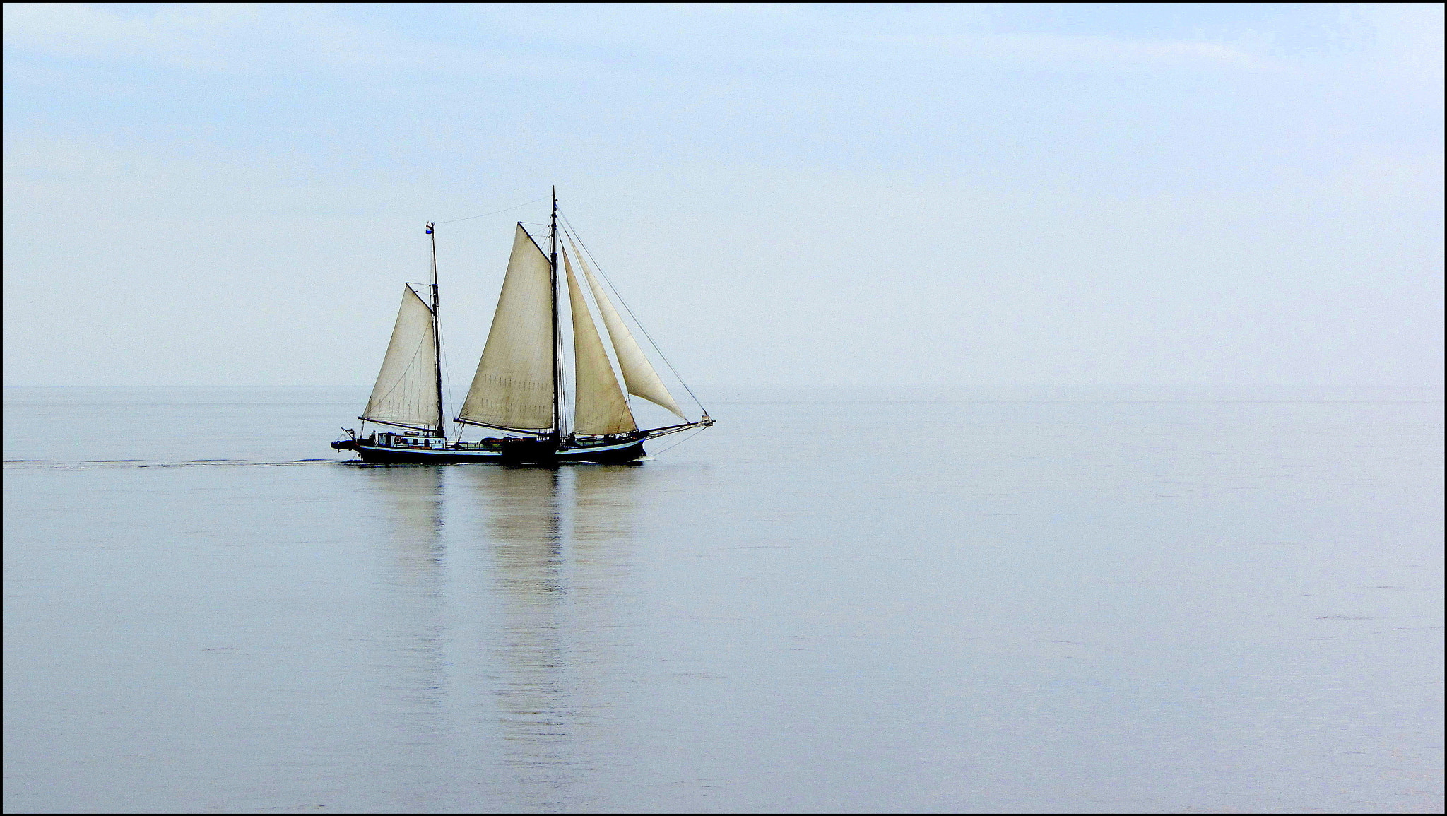 Canon PowerShot SX220 HS sample photo. Peaceful sailing from sea to sky photography