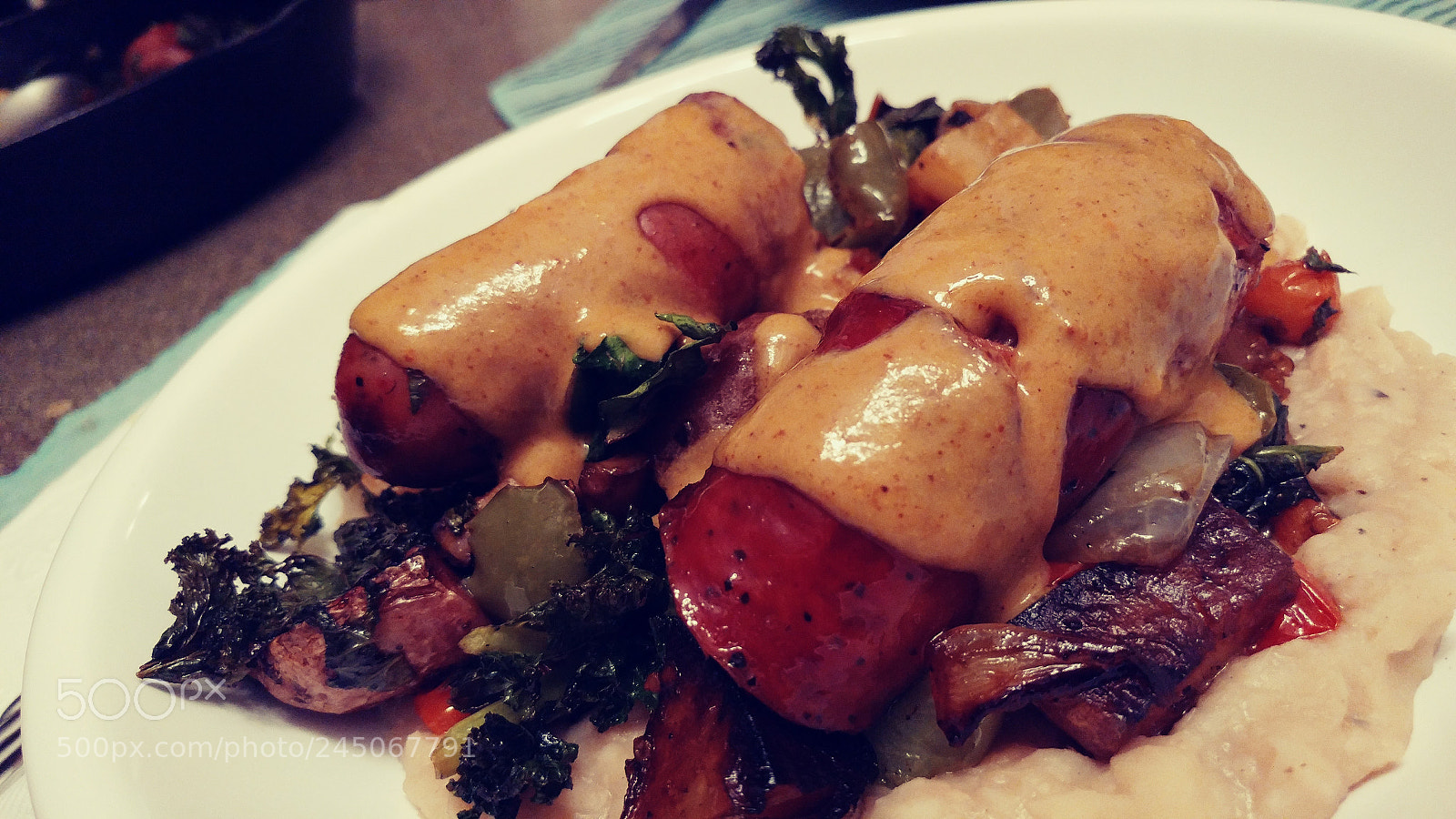 LG G5 sample photo. Sausages and veggies photography