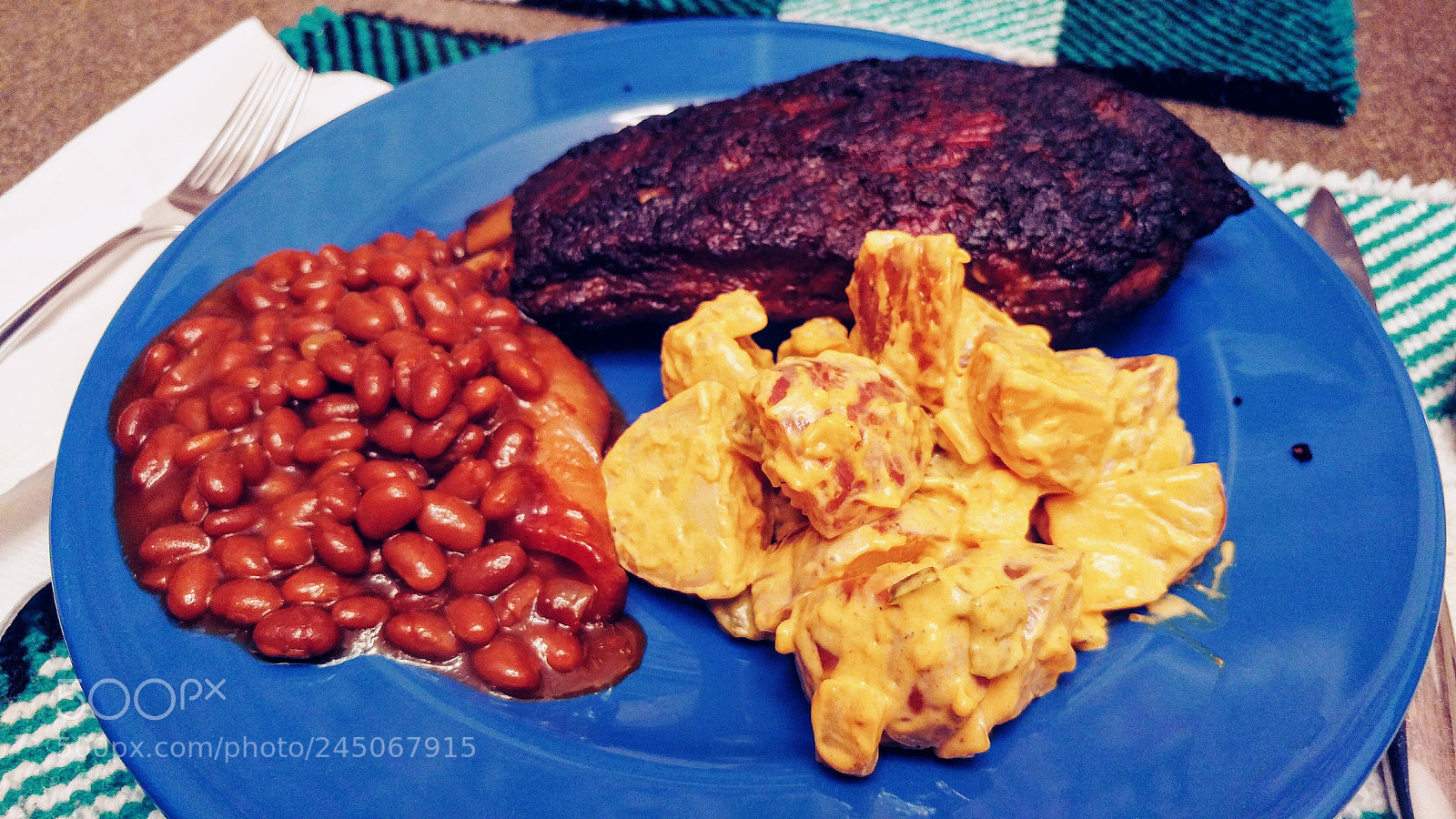 LG G5 sample photo. Bbq and beans photography