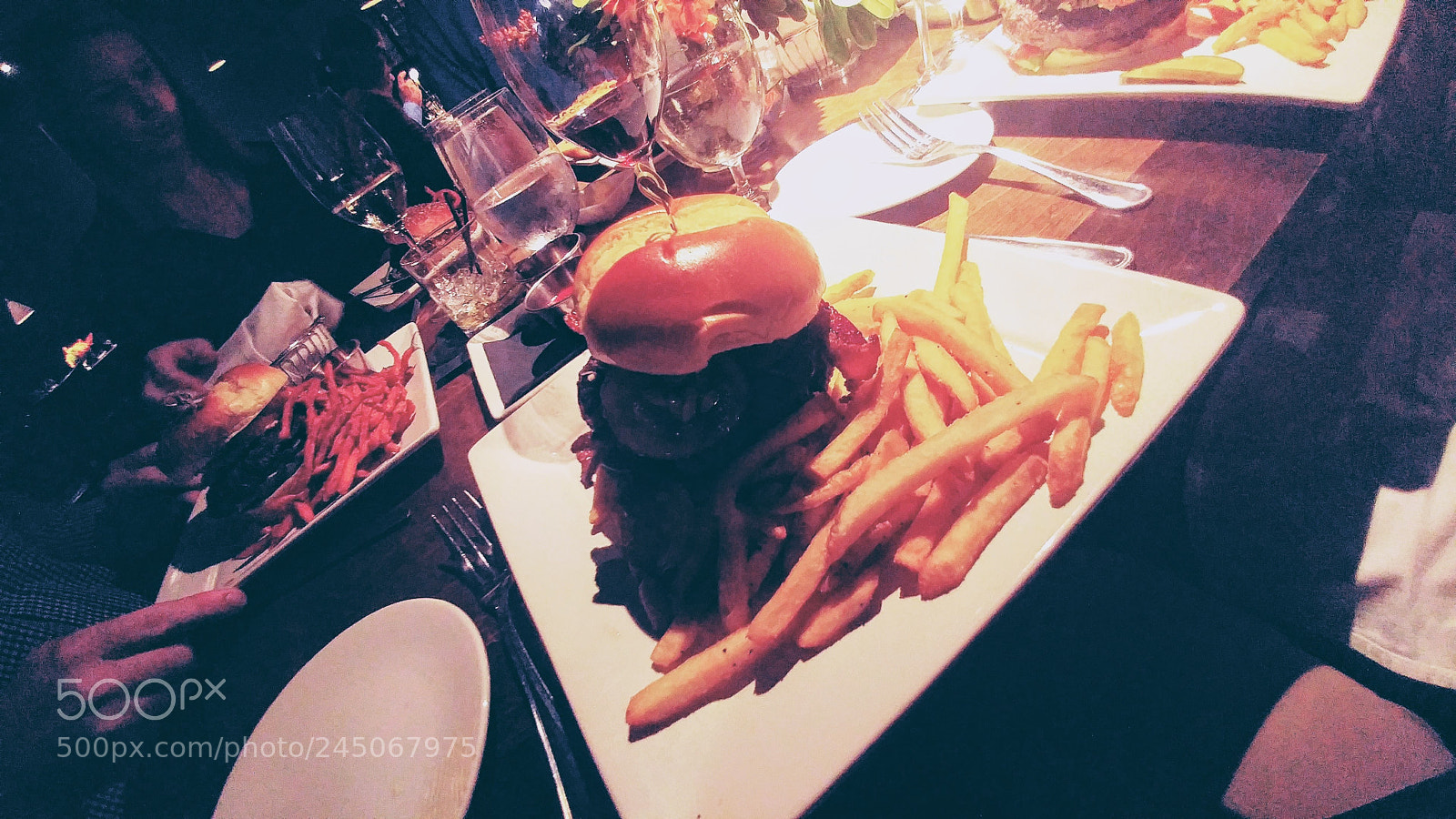 LG G5 sample photo. Cheeseburger photography