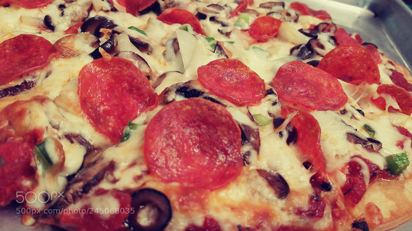 LG G5 sample photo. Pepperoni pizza photography