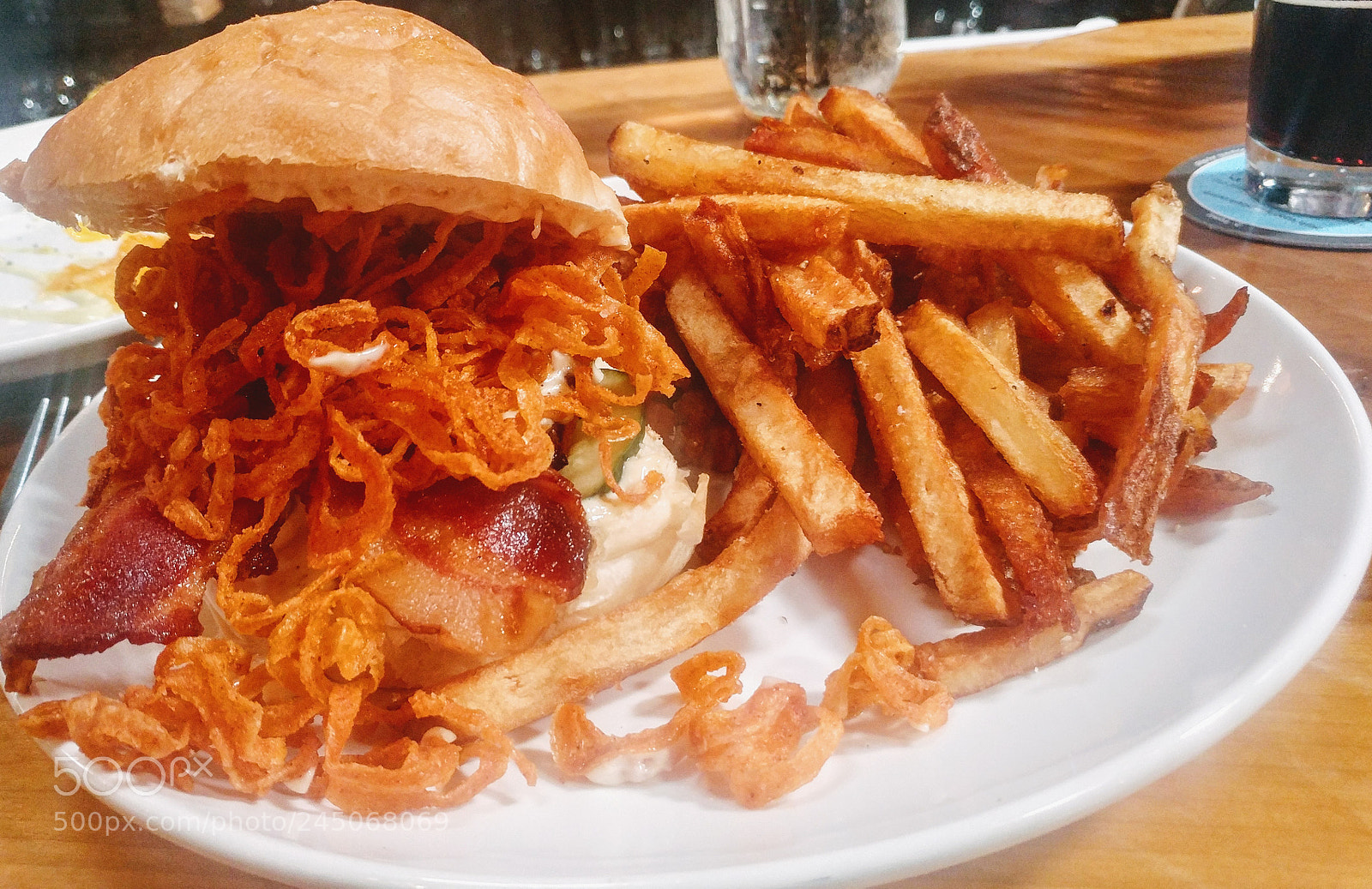 LG G5 sample photo. Burger and fries photography