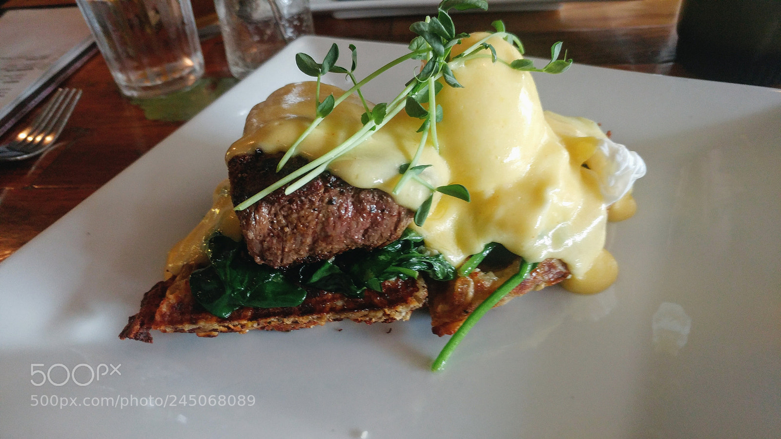 LG G5 sample photo. Brunch photography