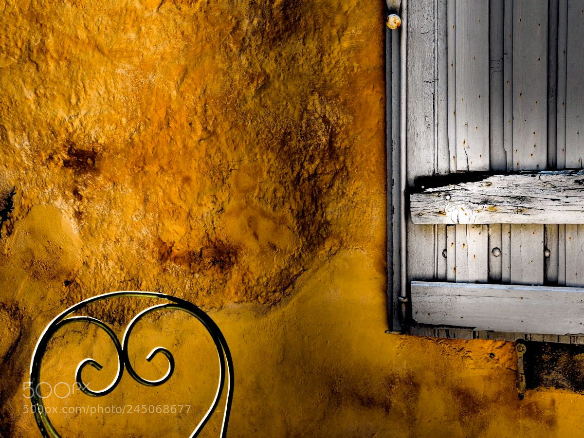 Olympus OM-D E-M5 sample photo. Ocre photography
