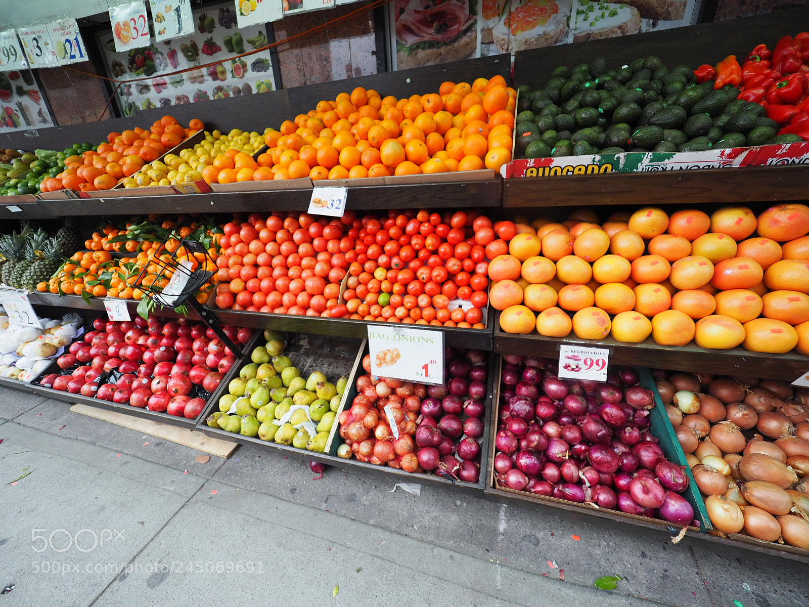 Olympus OM-D E-M5 II sample photo. Colores en chinatown ny !!! photography