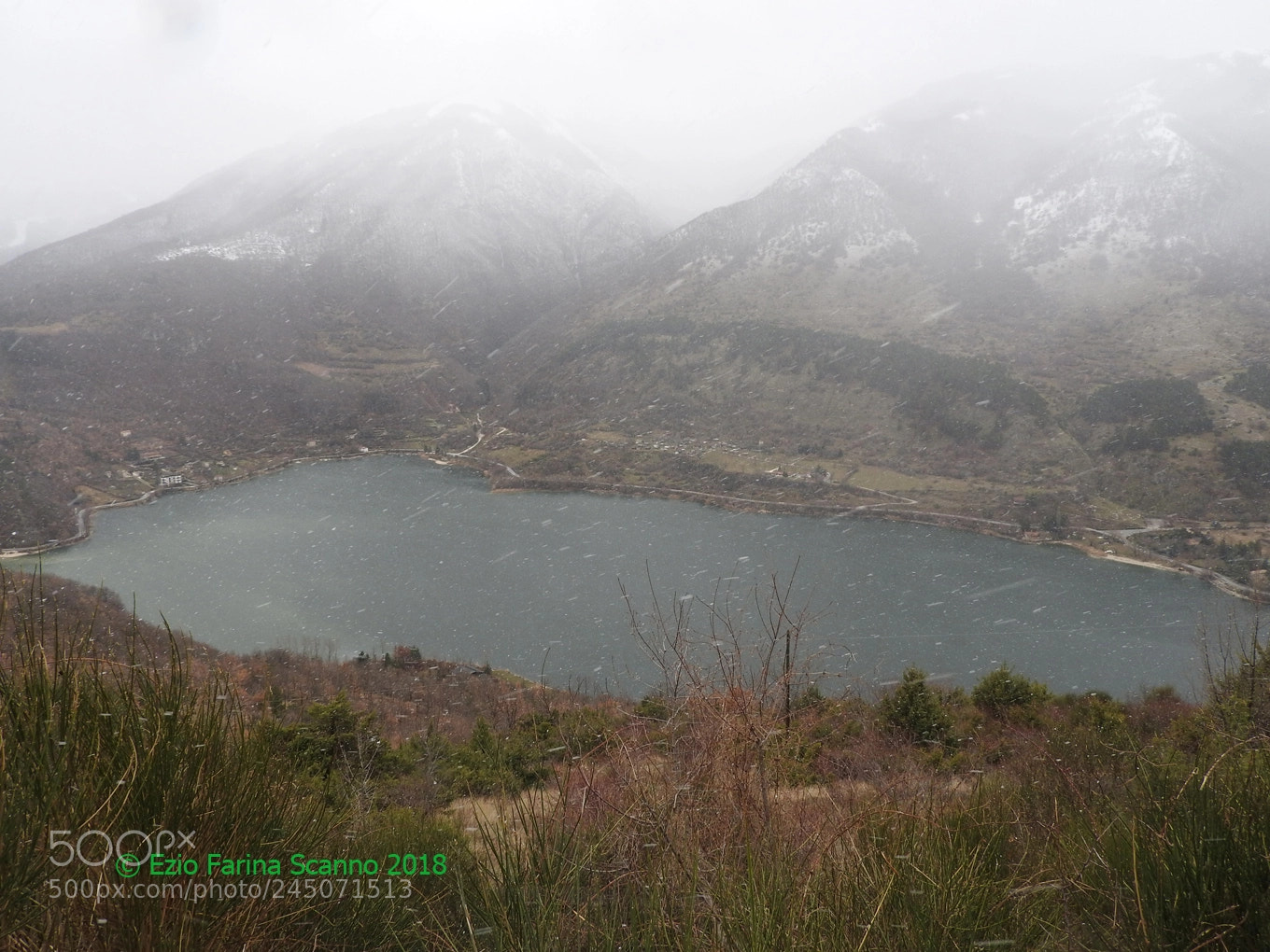 Nikon Coolpix P610 sample photo. Mentre nevica photography