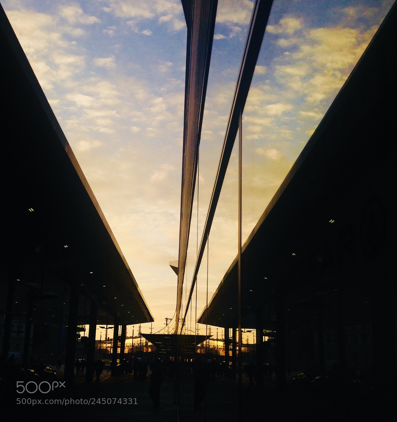 Apple iPhone sample photo. Wien hauptbahnhof 2016 photography