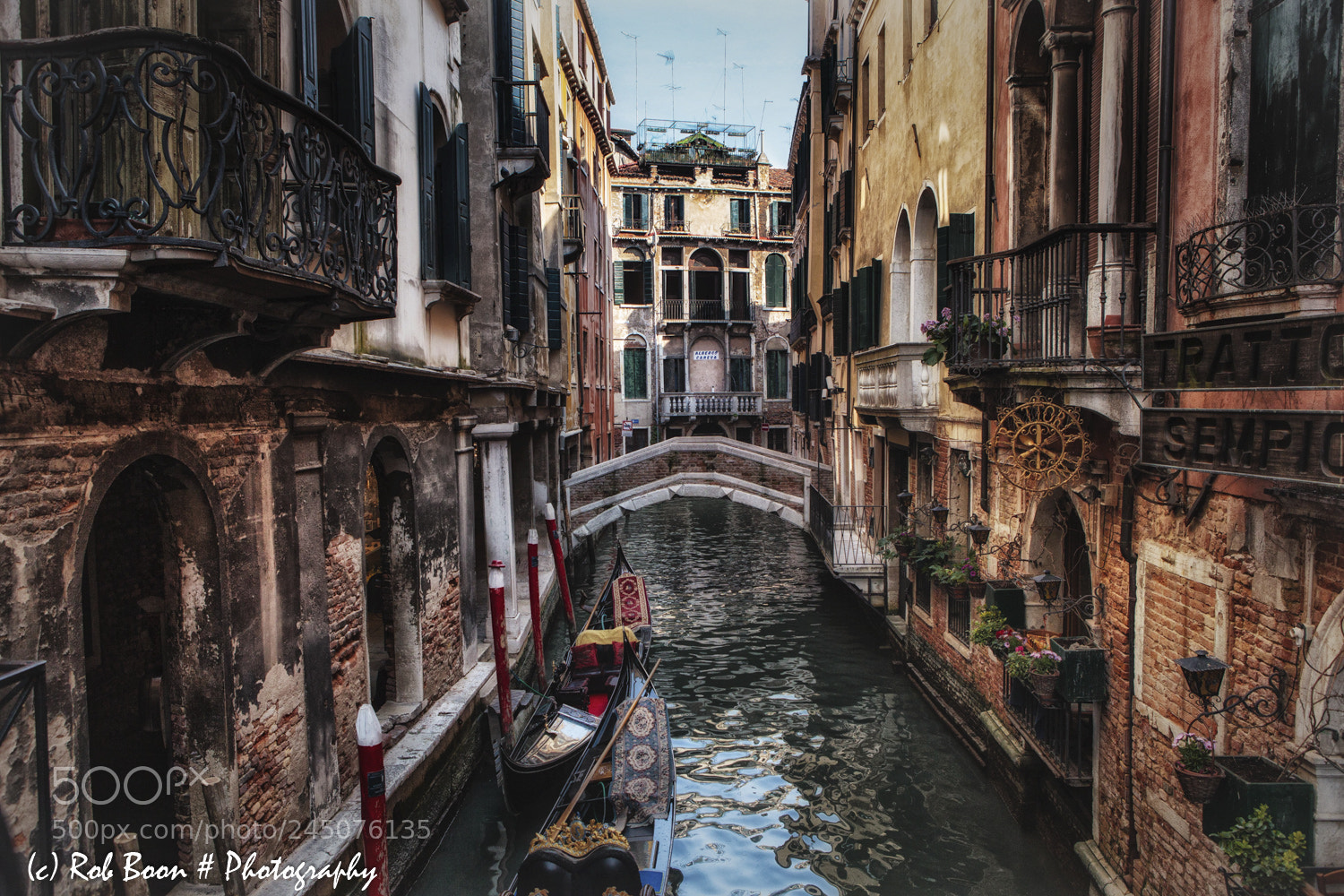 Canon EOS 5D Mark II sample photo. Canals of venice 8 photography