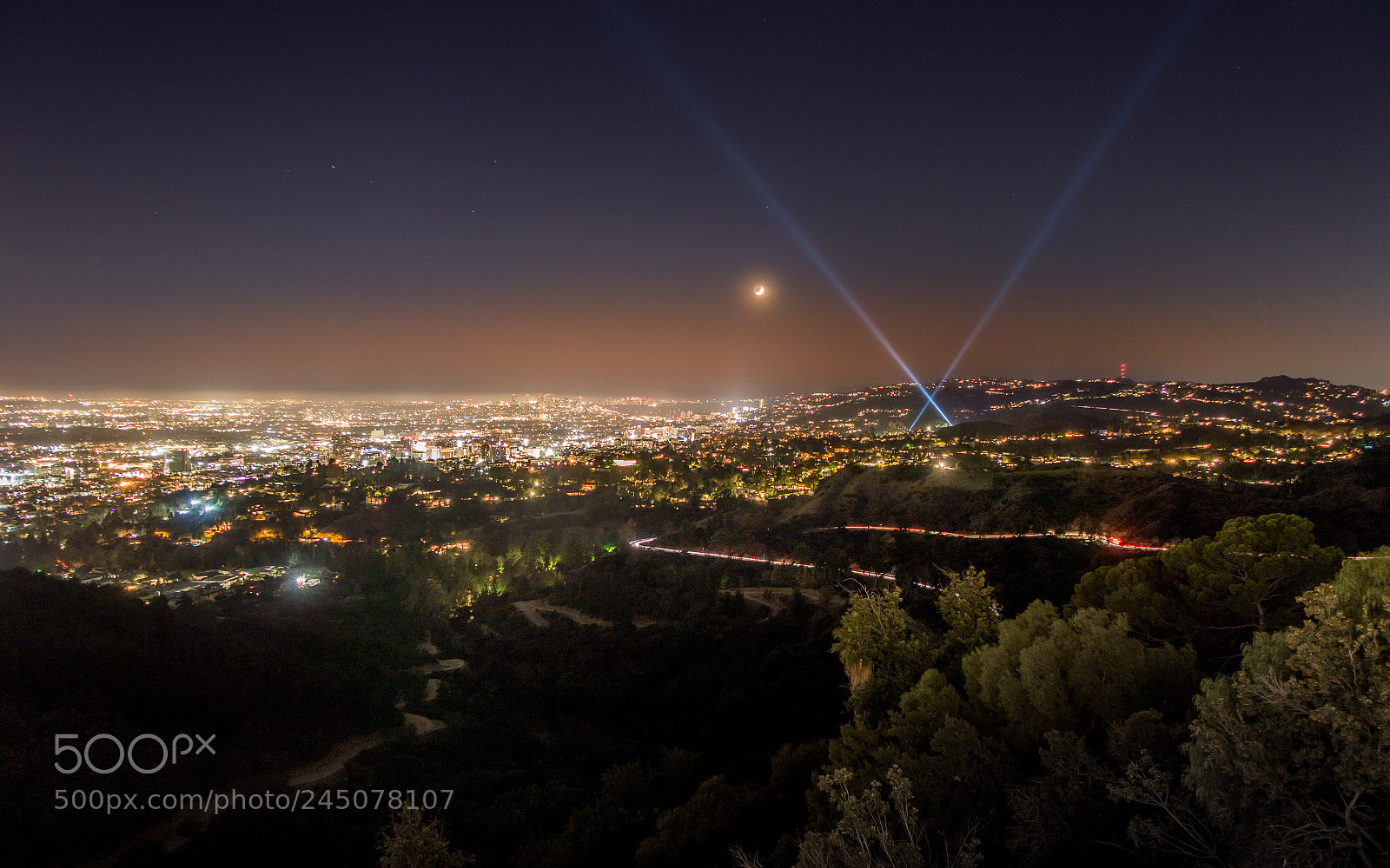 Sony Cyber-shot DSC-RX100 III sample photo. Hollywood hills by night photography
