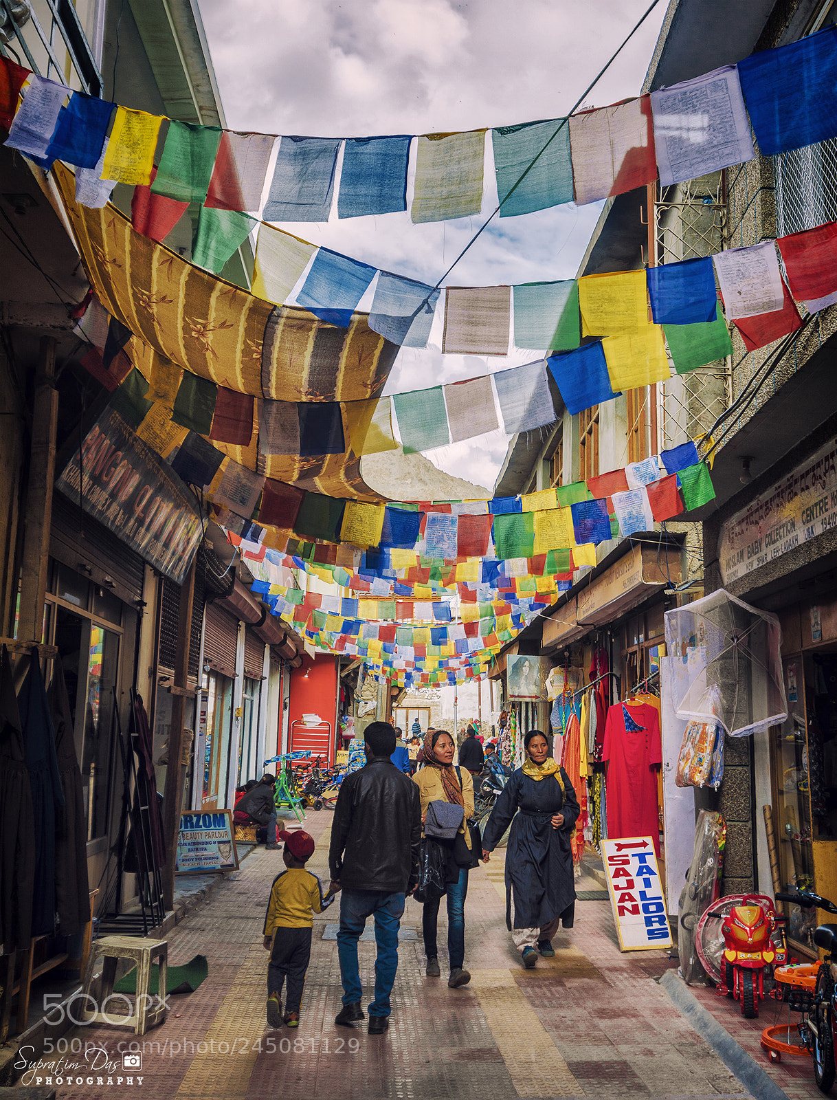 Nikon D7100 sample photo. Leh market, ladakh photography