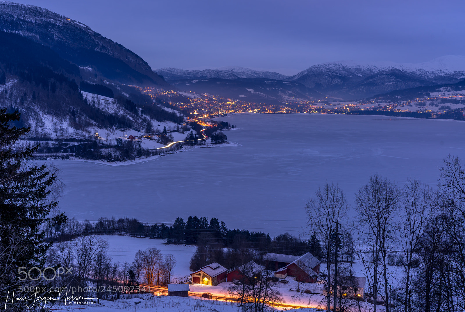 Sony a7R II sample photo. Evening mood photography