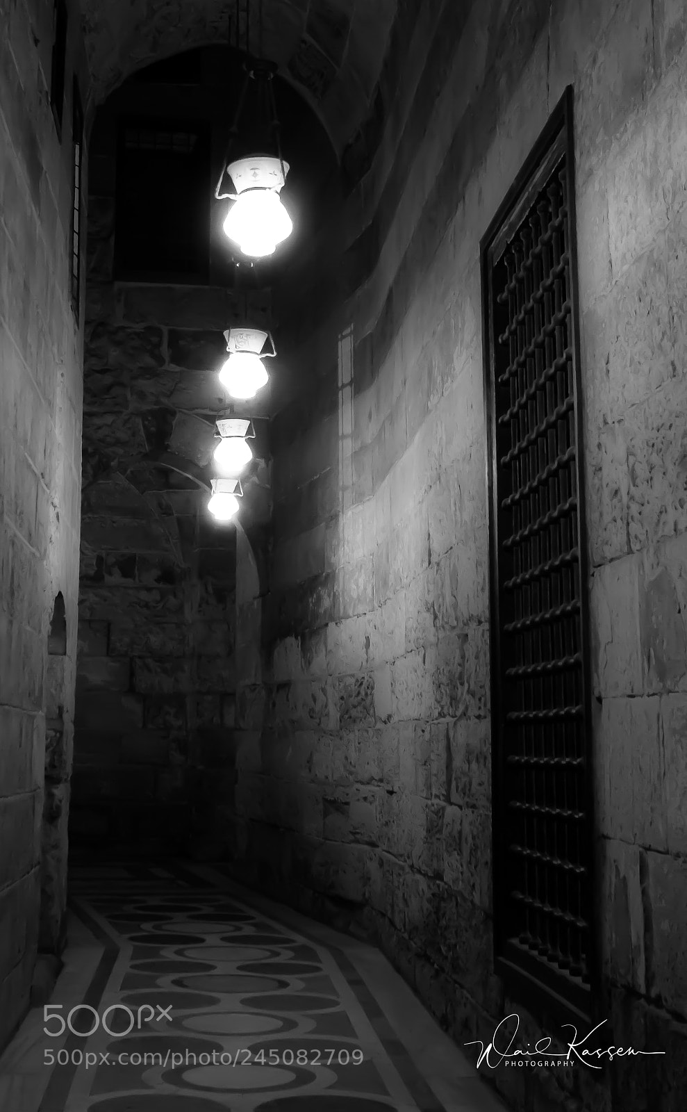 Canon EOS 550D (EOS Rebel T2i / EOS Kiss X4) sample photo. Mosque muizz street photography