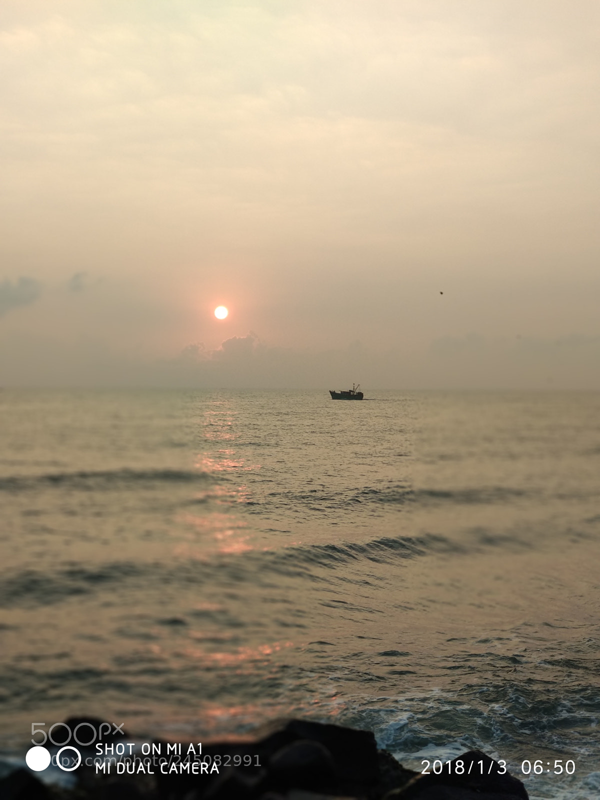 Xiaomi Mi A1 sample photo. Sunrise ship photography