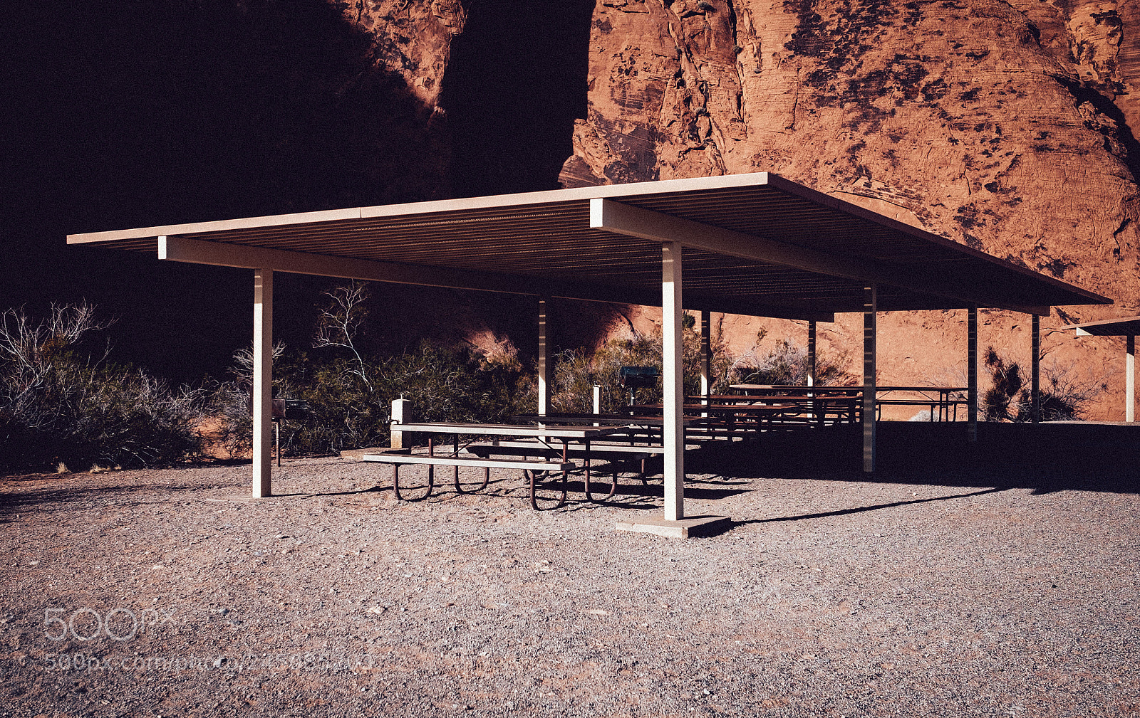 Fujifilm X-E2S sample photo. Rest stop in valley photography