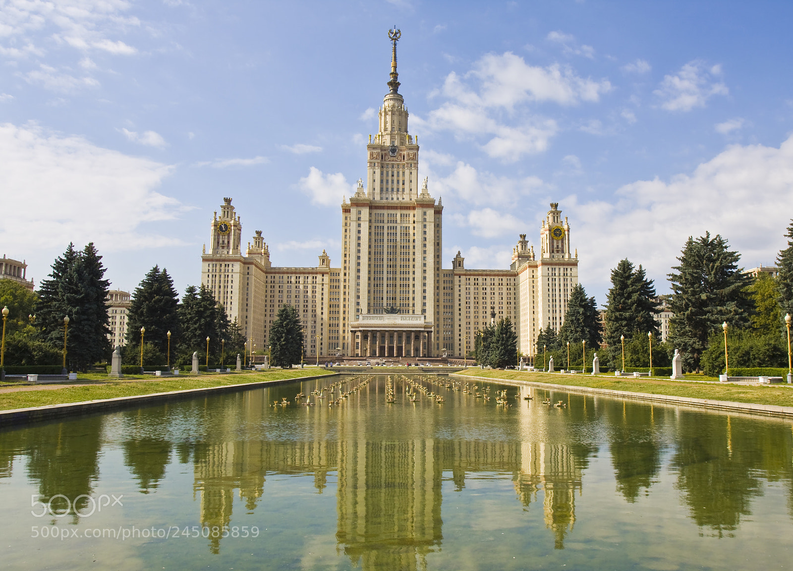Canon EOS 450D (EOS Rebel XSi / EOS Kiss X2) sample photo. Moscow university photography