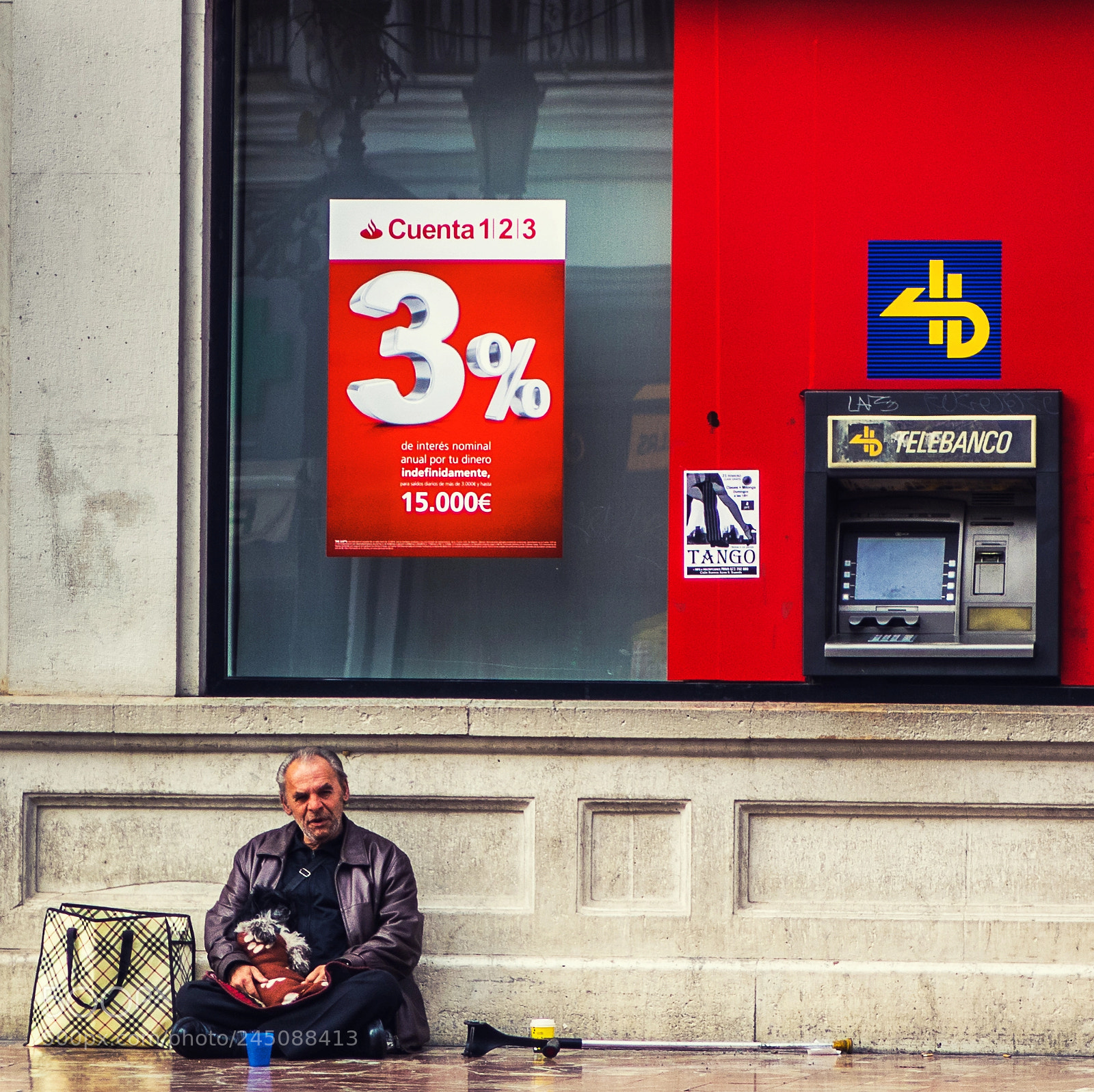 Sony Cyber-shot DSC-RX10 II sample photo. Homeless person valencia spain photography