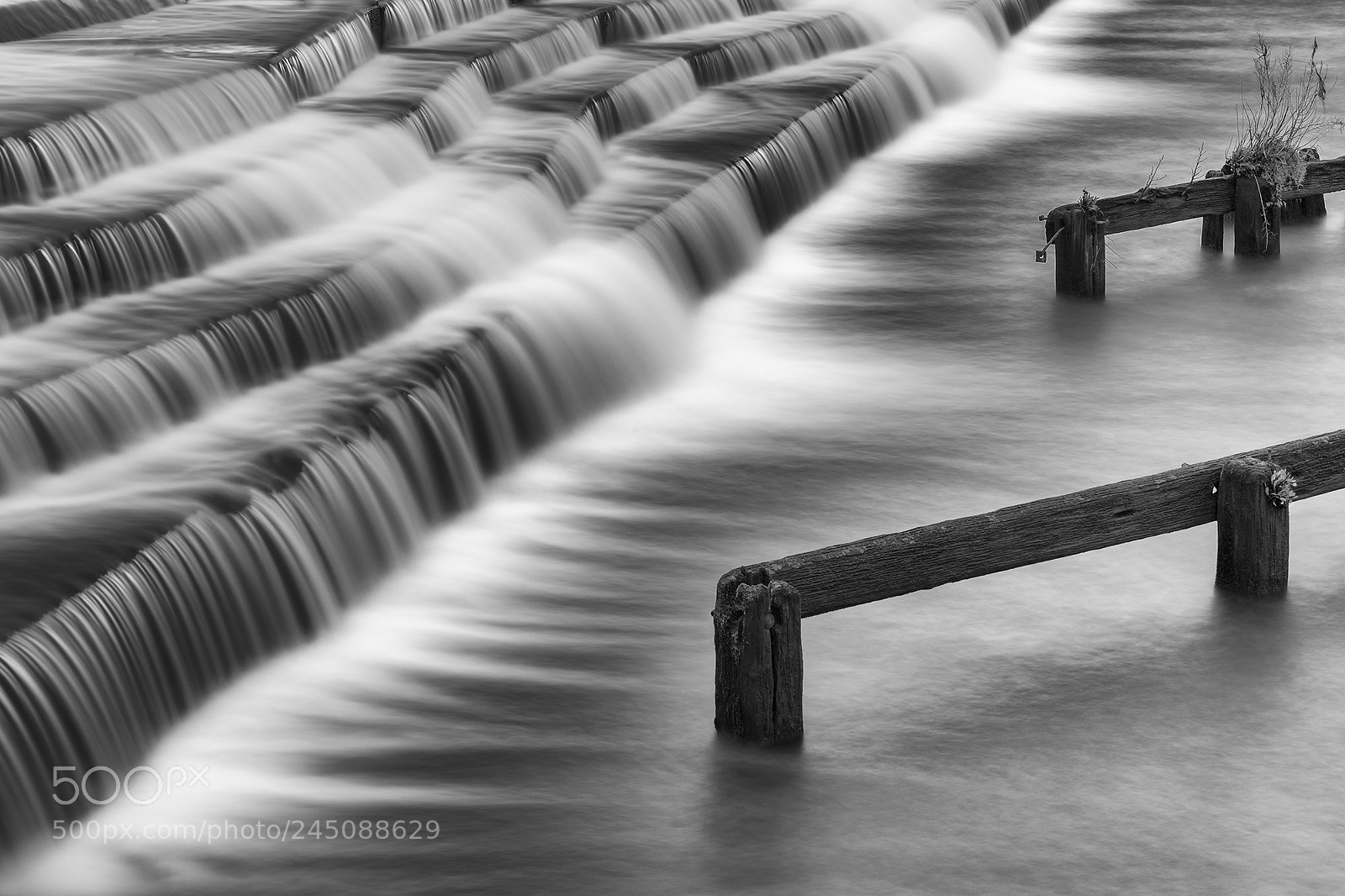 Nikon D810 sample photo. Teddington weir photography