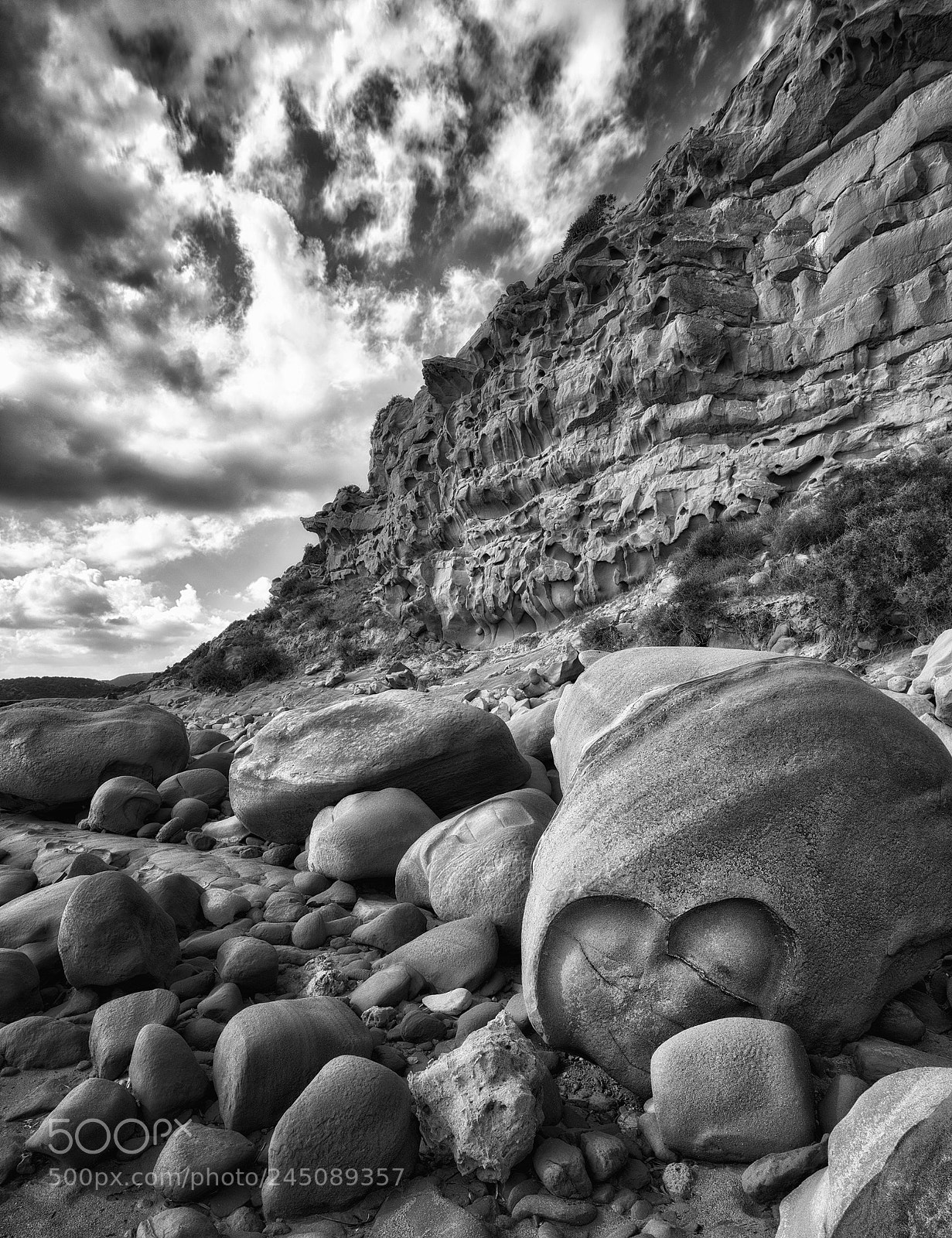 Nikon D800 sample photo. Hidden stone heart photography