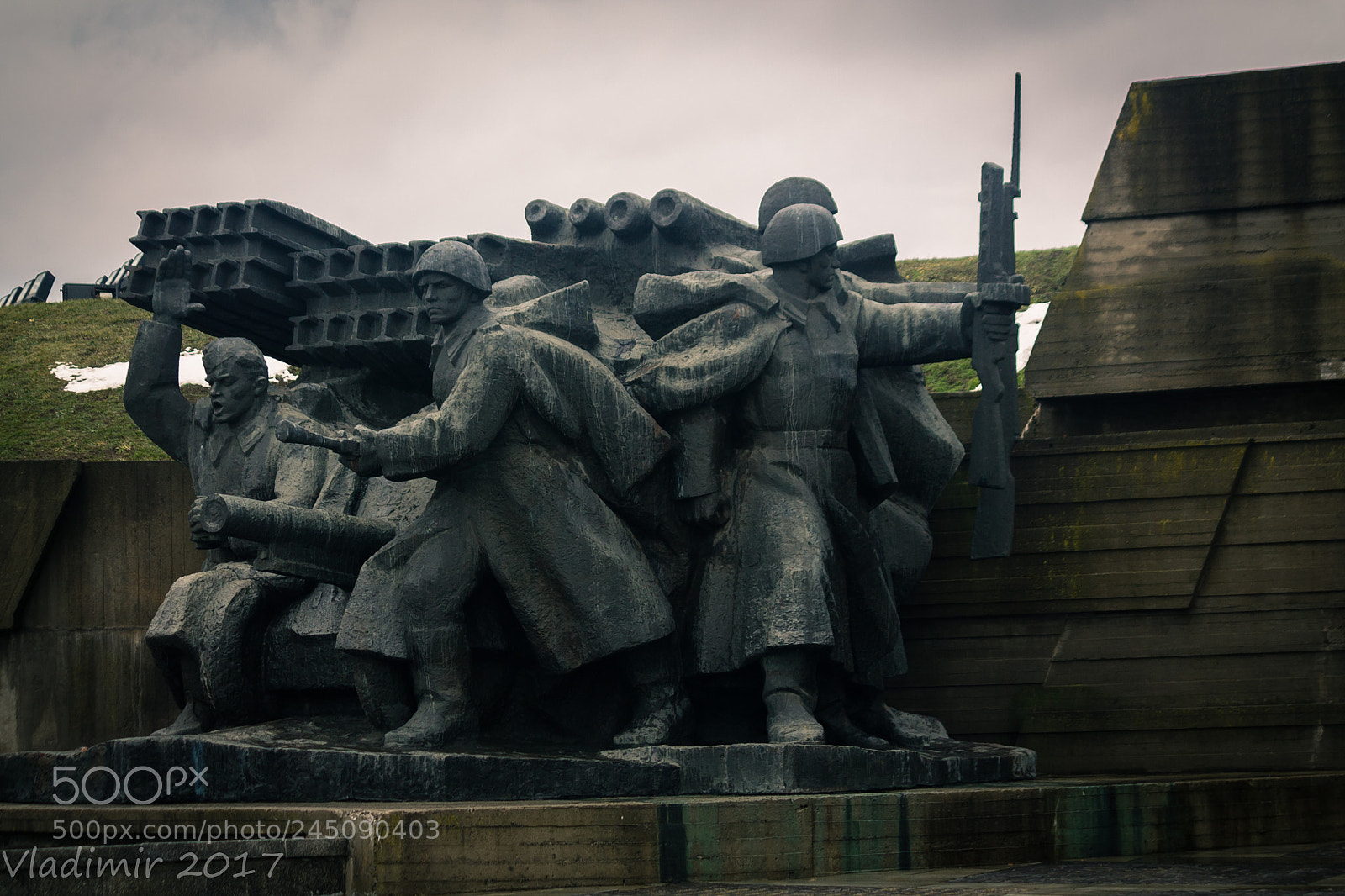 Canon EOS 1100D (EOS Rebel T3 / EOS Kiss X50) sample photo. Museum of world war photography