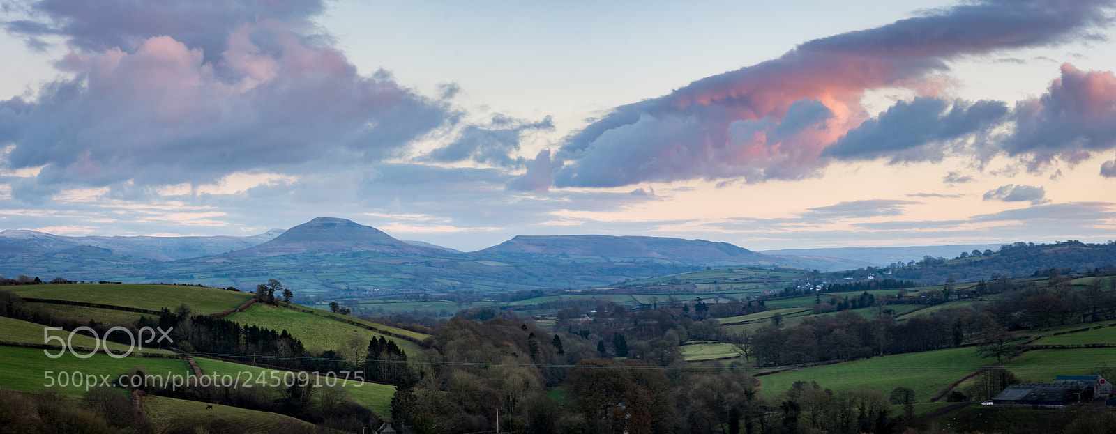 Nikon D7200 sample photo. Mynydd troed sunset photography