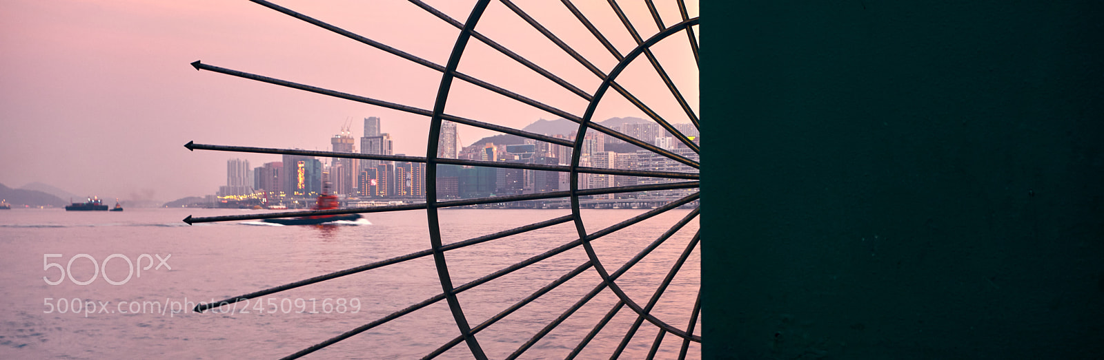 Fujifilm X-T2 sample photo. Hung hom ferry terminal photography