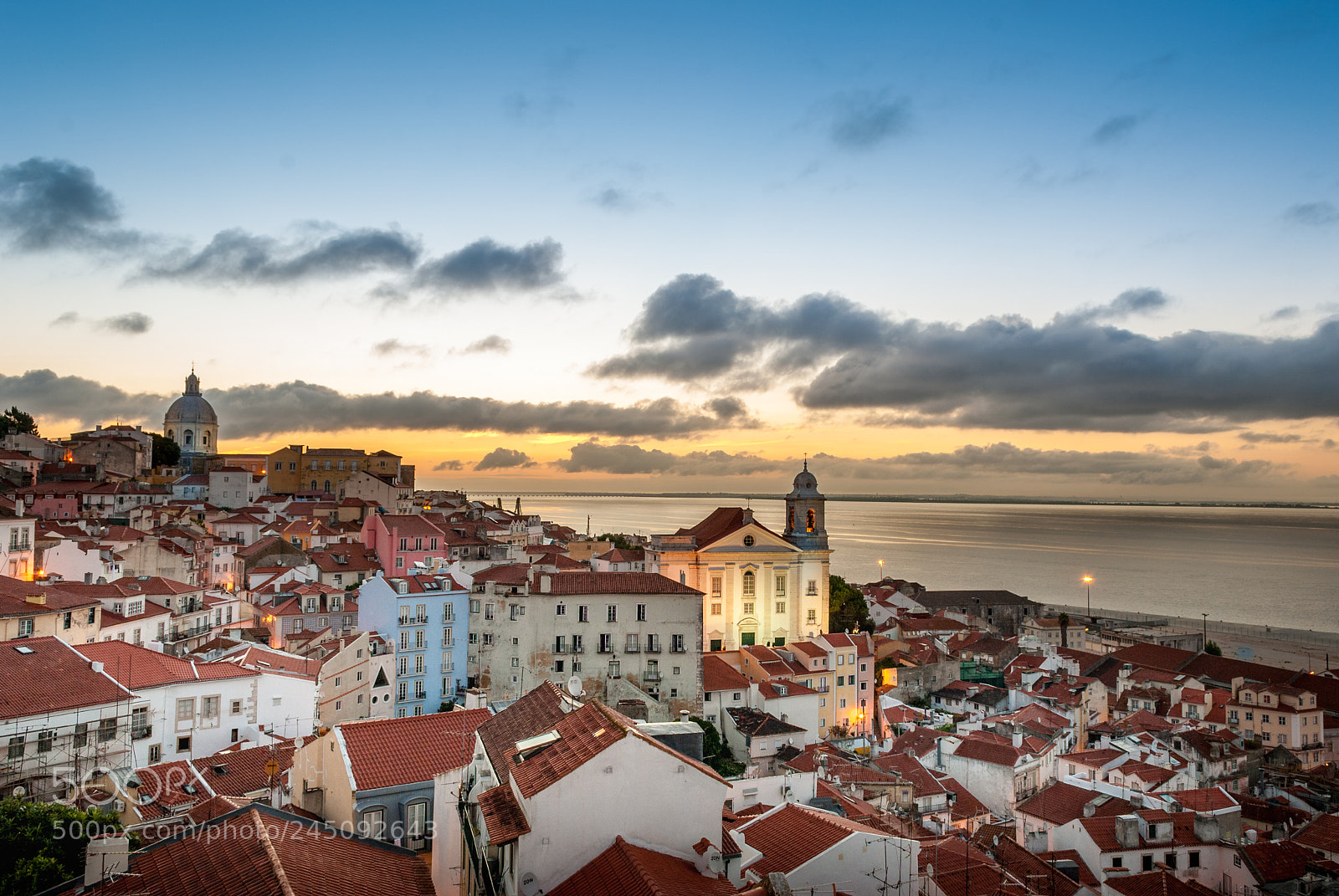 Nikon D3000 sample photo. Lisbon photography