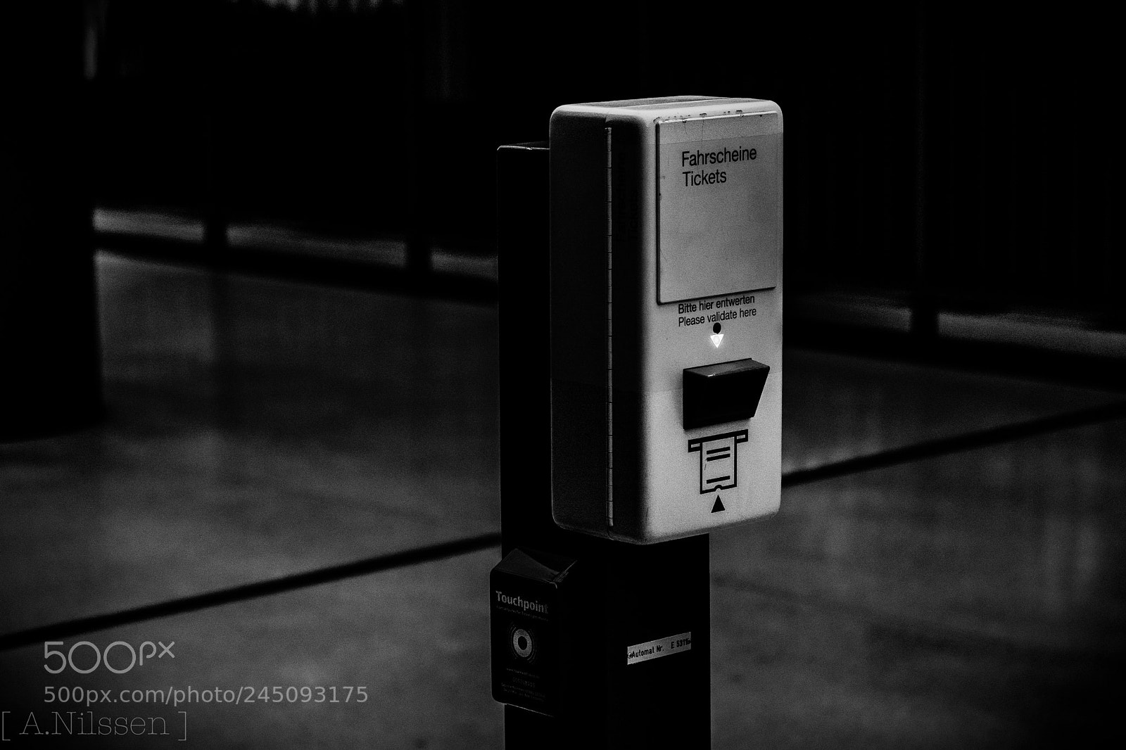 Nikon D7100 sample photo. Metro photography