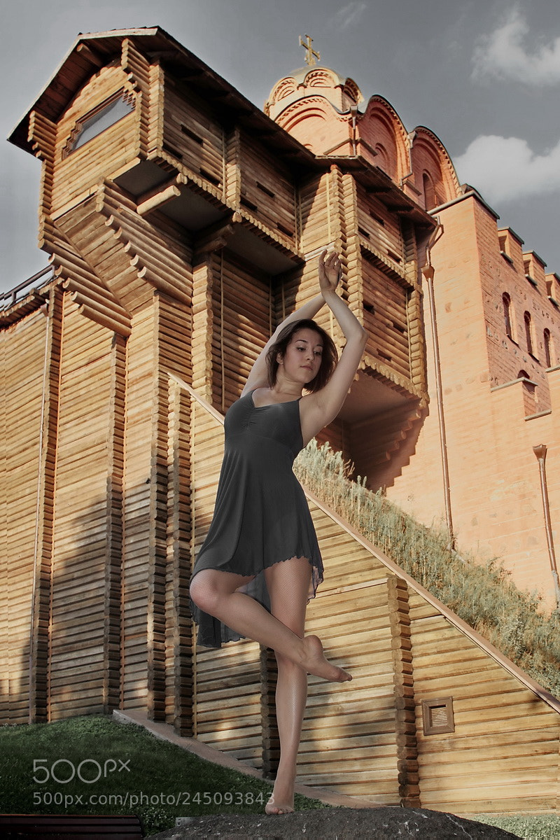 Canon EOS 7D + Canon EF 24-105mm F4L IS USM sample photo. Elena / dancing kyiv photography