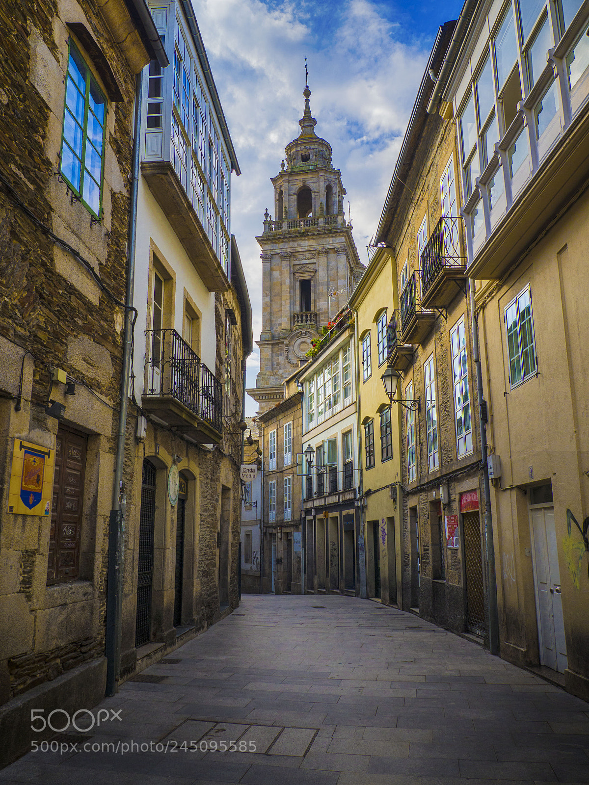 Olympus OM-D E-M10 sample photo. Lugo street i photography