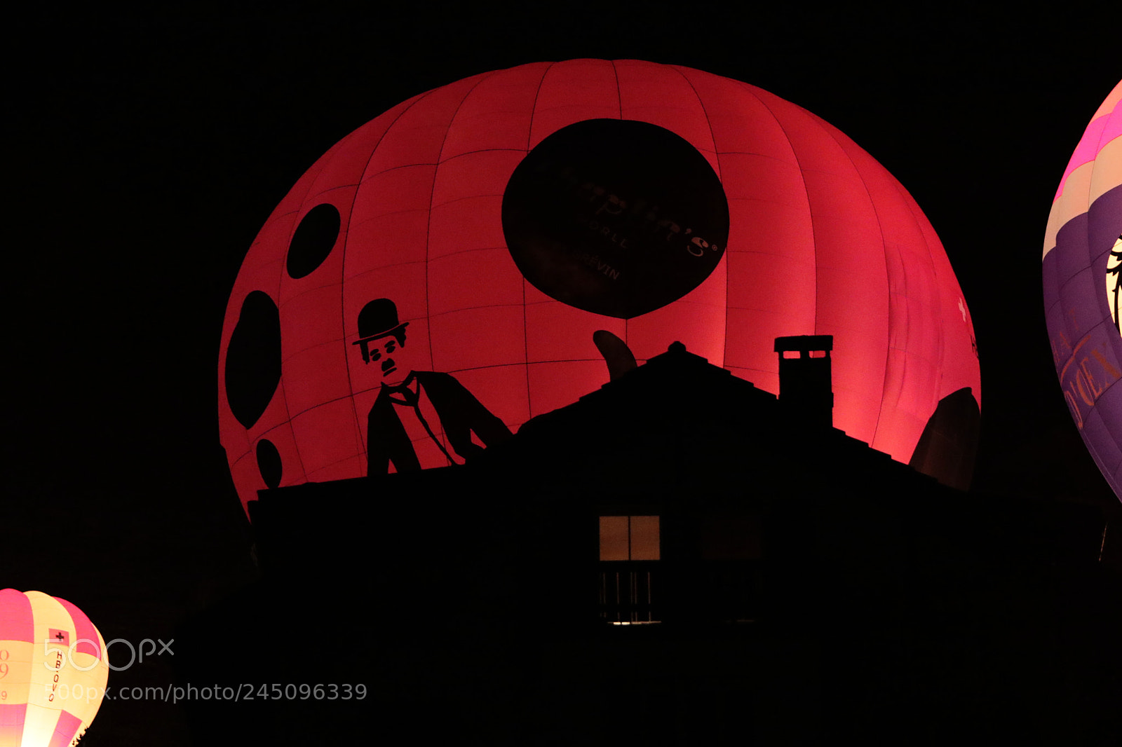 Canon EOS 7D Mark II sample photo. Glow night ch teau photography