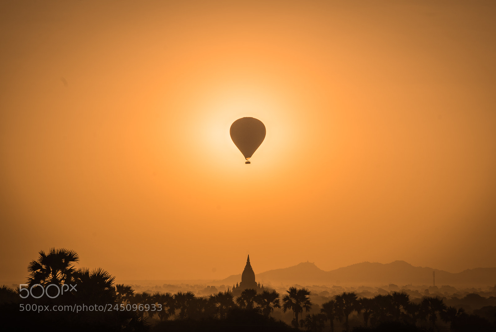 Sony a7S II sample photo. A balloon eclipsing the photography