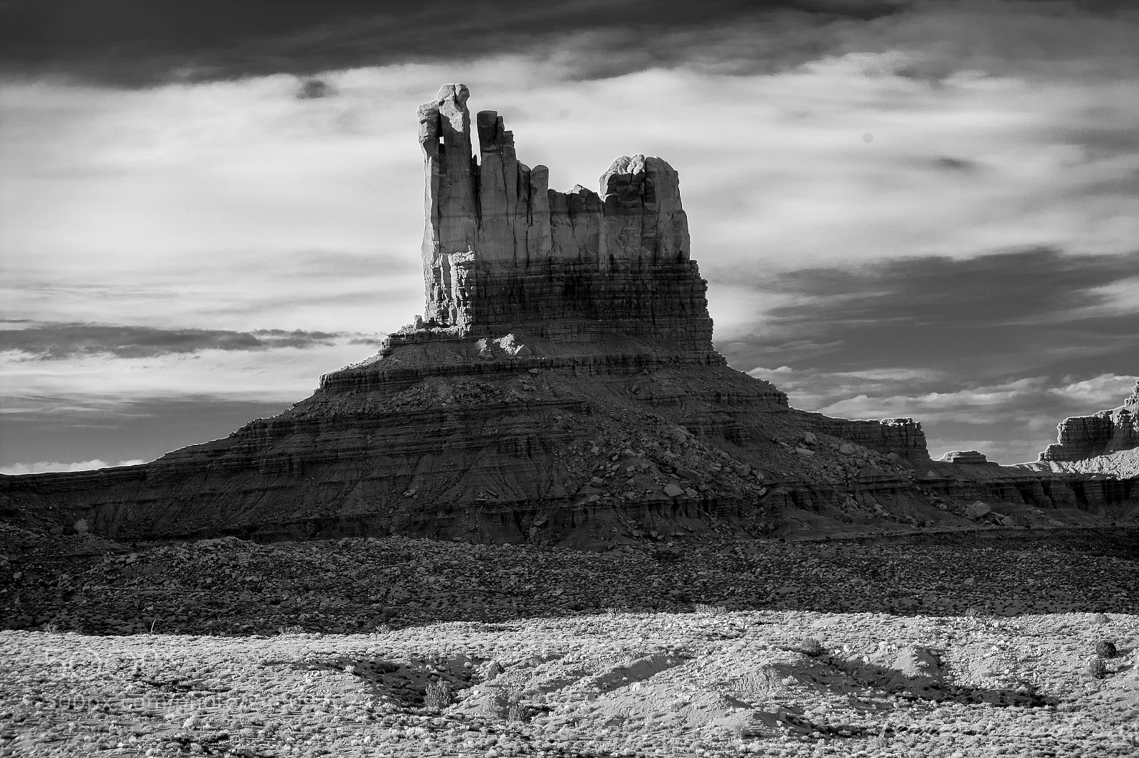 Nikon D3 sample photo. Monument valley -black and photography