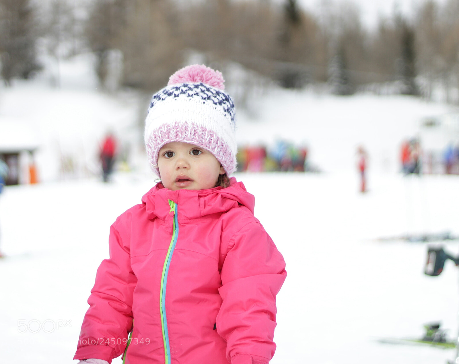 Canon EOS 1300D (EOS Rebel T6 / EOS Kiss X80) sample photo. Baby on the snow photography
