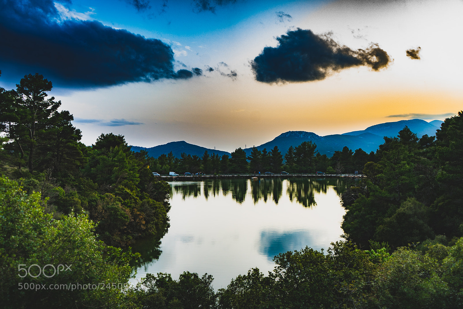 Sony a7 II sample photo. Walk to the lake photography