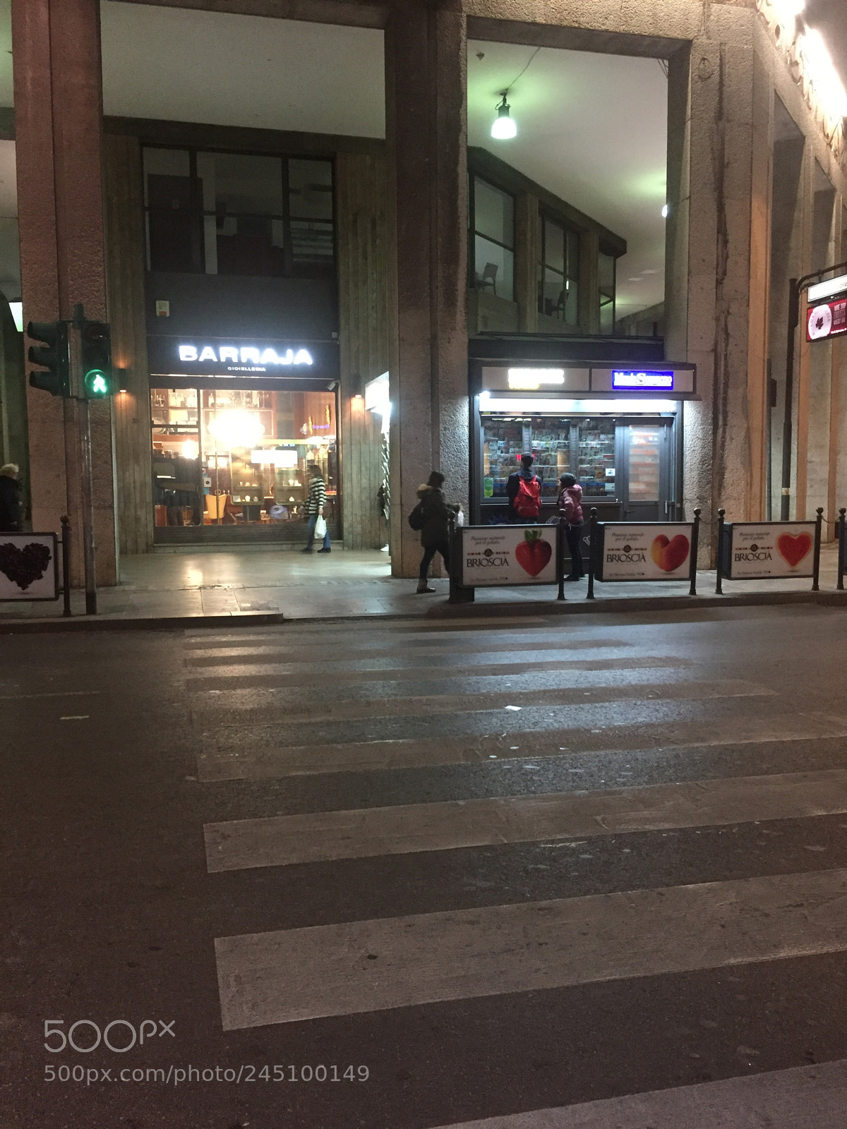 Apple iPhone 6 sample photo. Img photography
