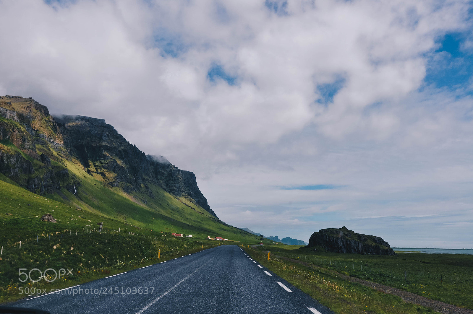 Nikon D90 sample photo. True iceland photography